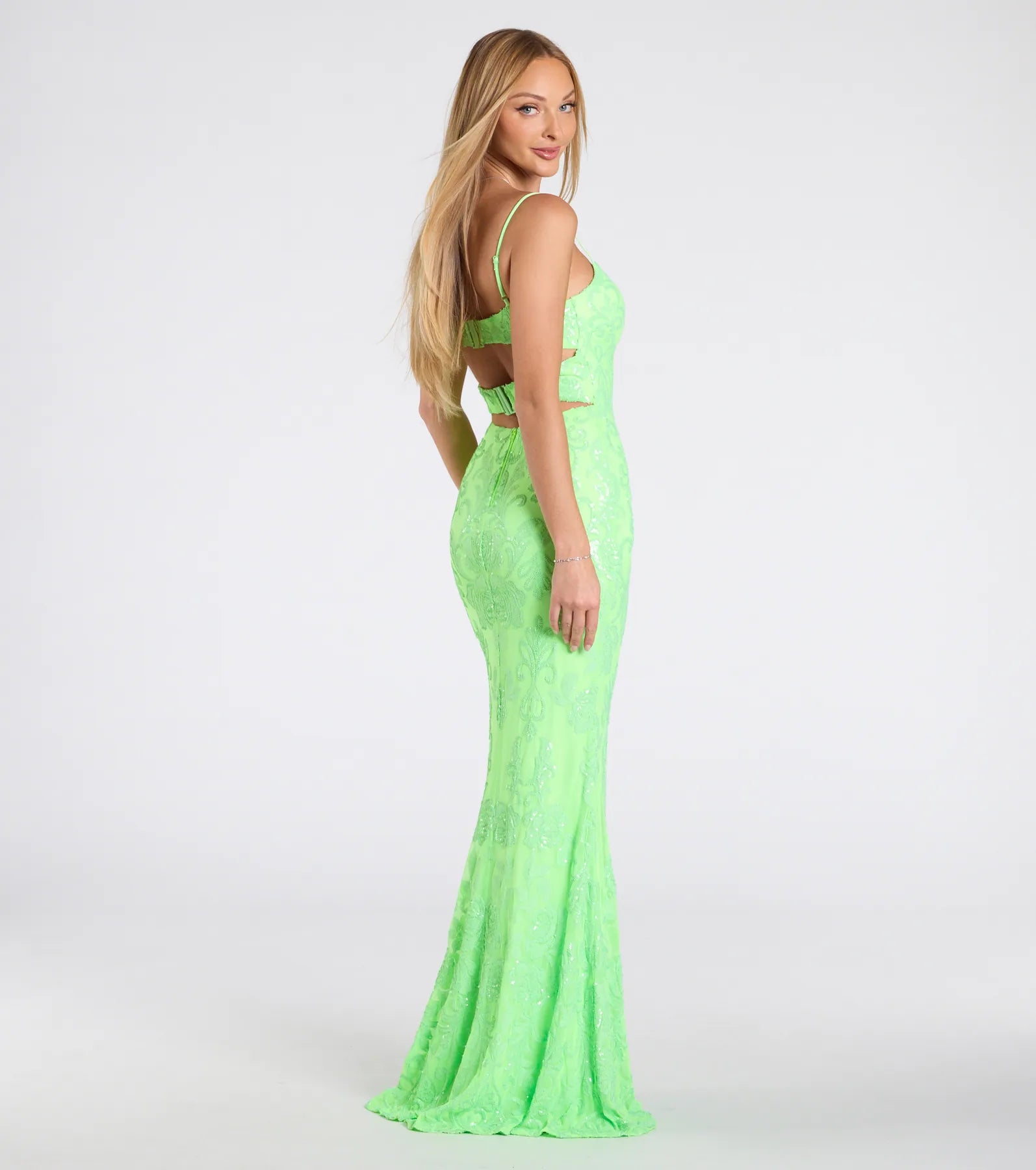 Ultimate Khloe Sequin Mermaid Gown - Strappy Back Elegance