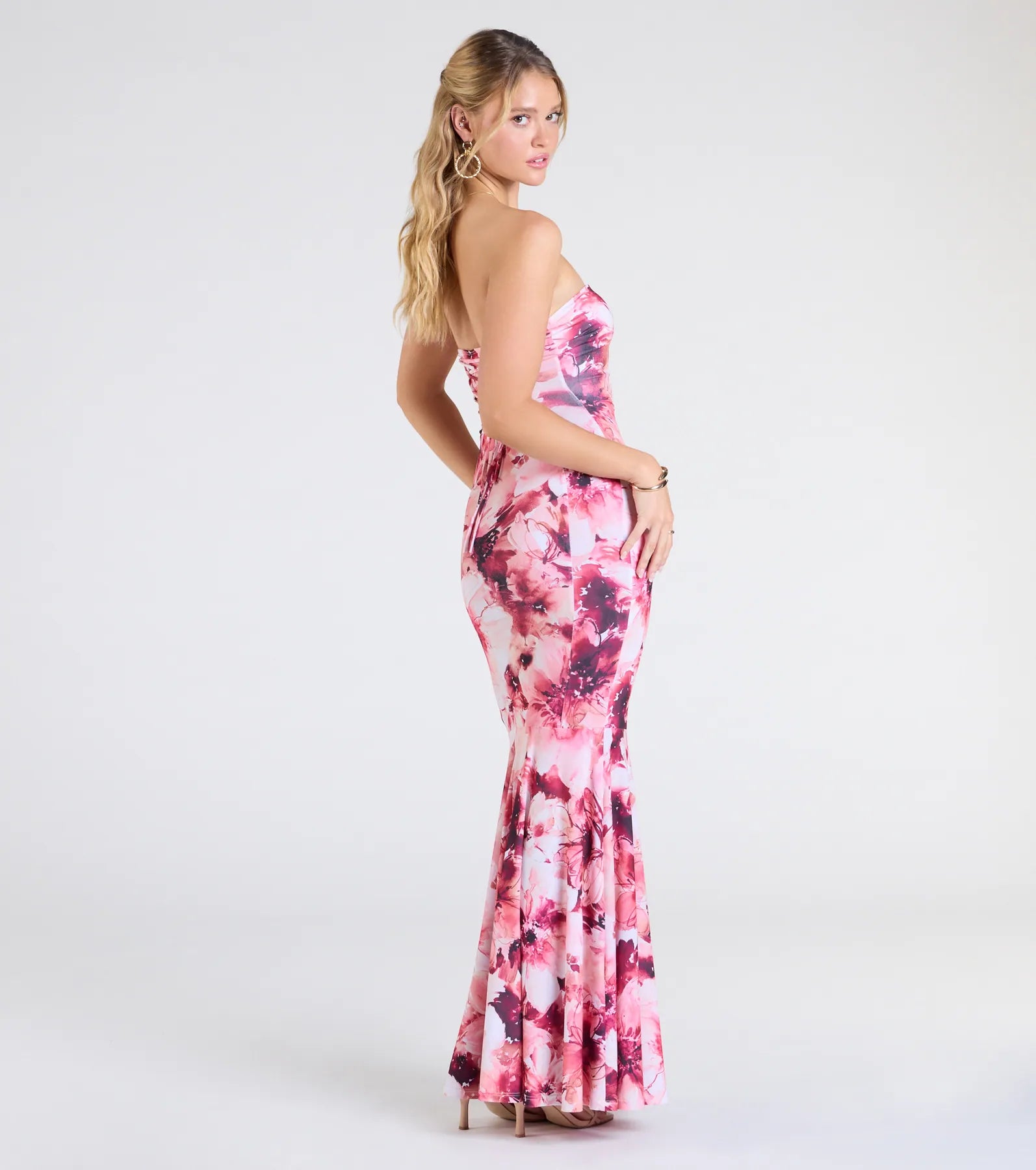 Premium Floral Lace-Up Maxi Dress – Ultimate Vacation Style