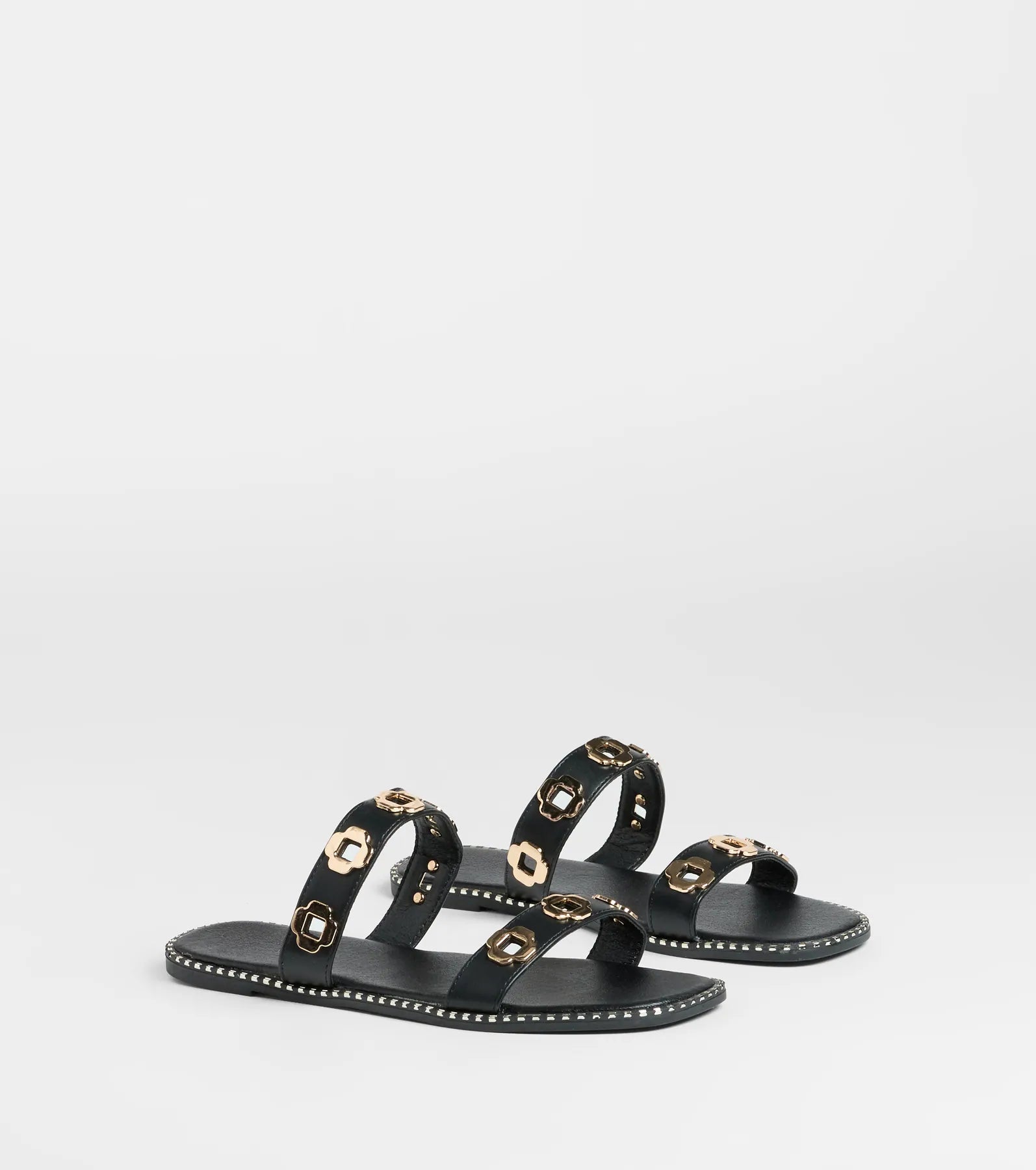 Ultimate Chic Strappy Flat Sandals
