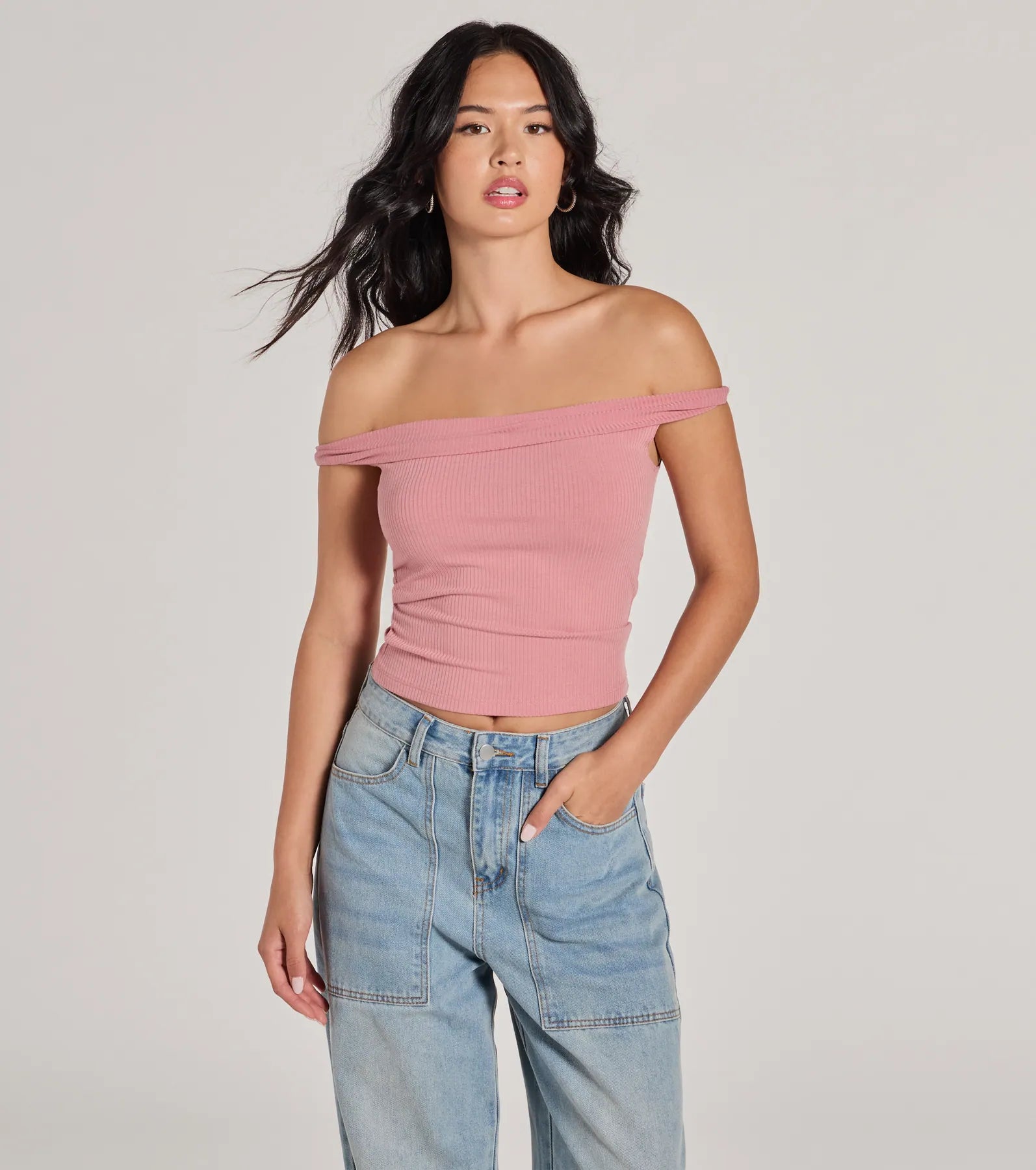 Ultimate Off-The-Shoulder Crop Top - Casual Chic Stretch Fit