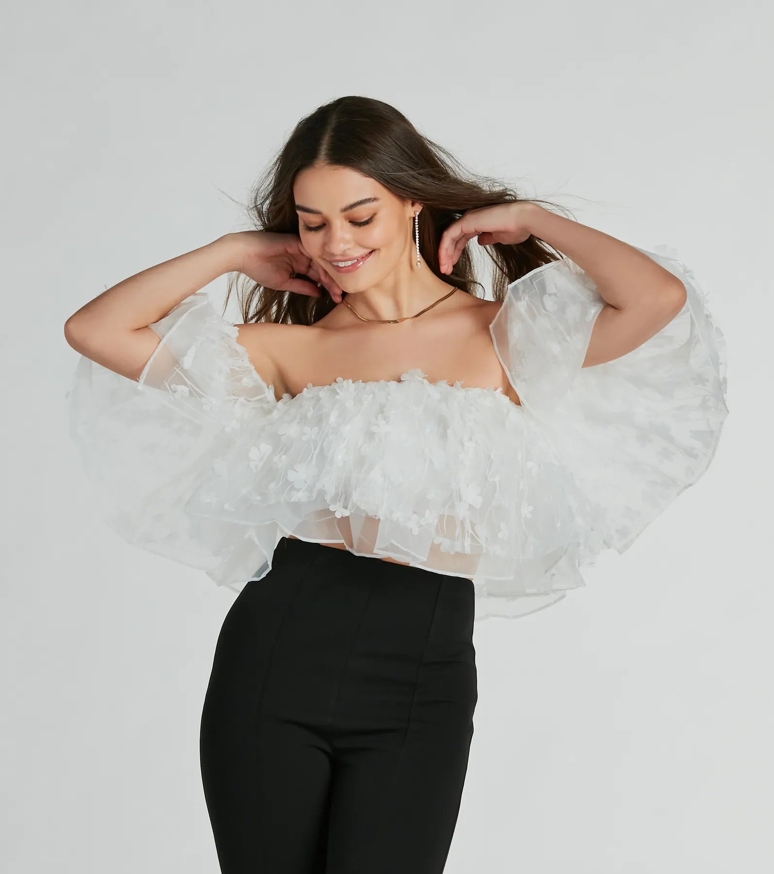 Ultimate Floral Statement Crop Top - Off-The-Shoulder Design