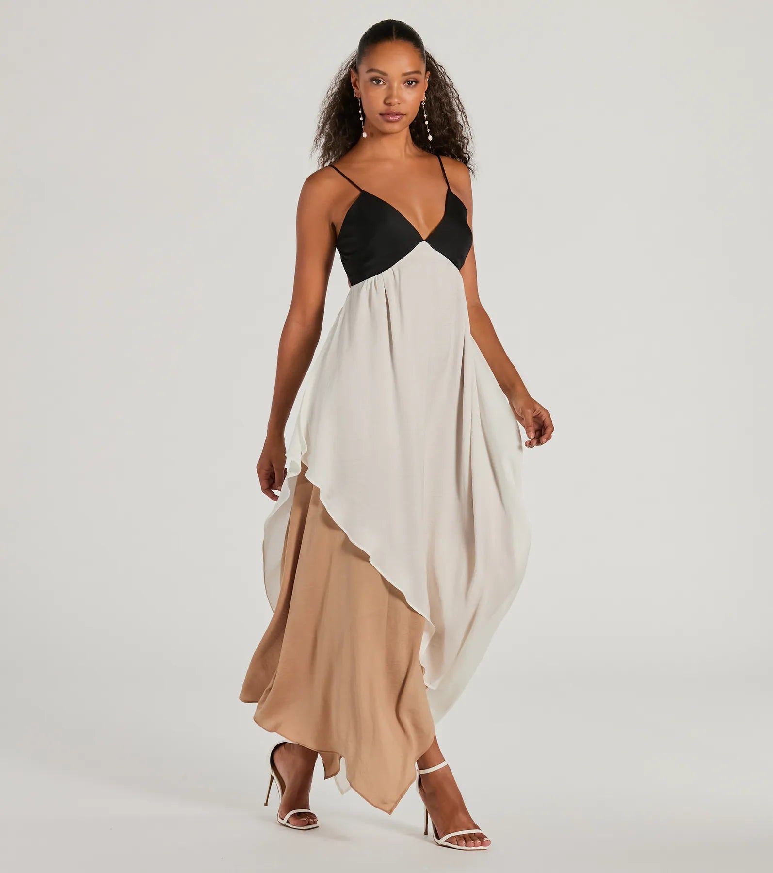 Ultimate Chic Passion V-Neck Color Block Maxi Dress