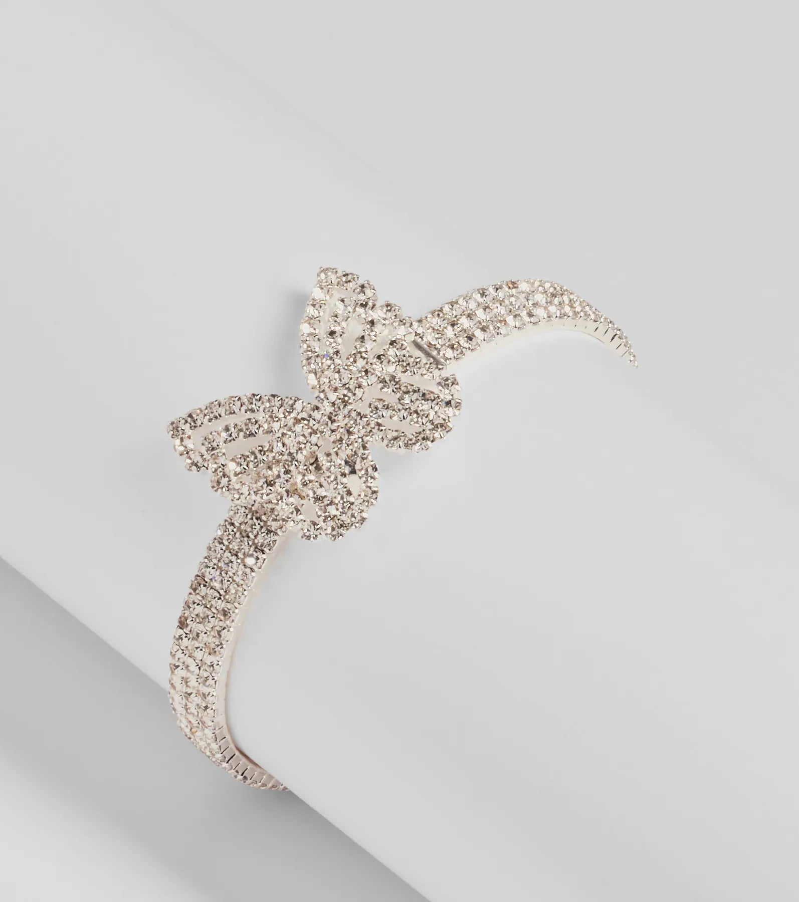 Premium Rhinestone Butterfly Bracelet - Elegant & Sparkling