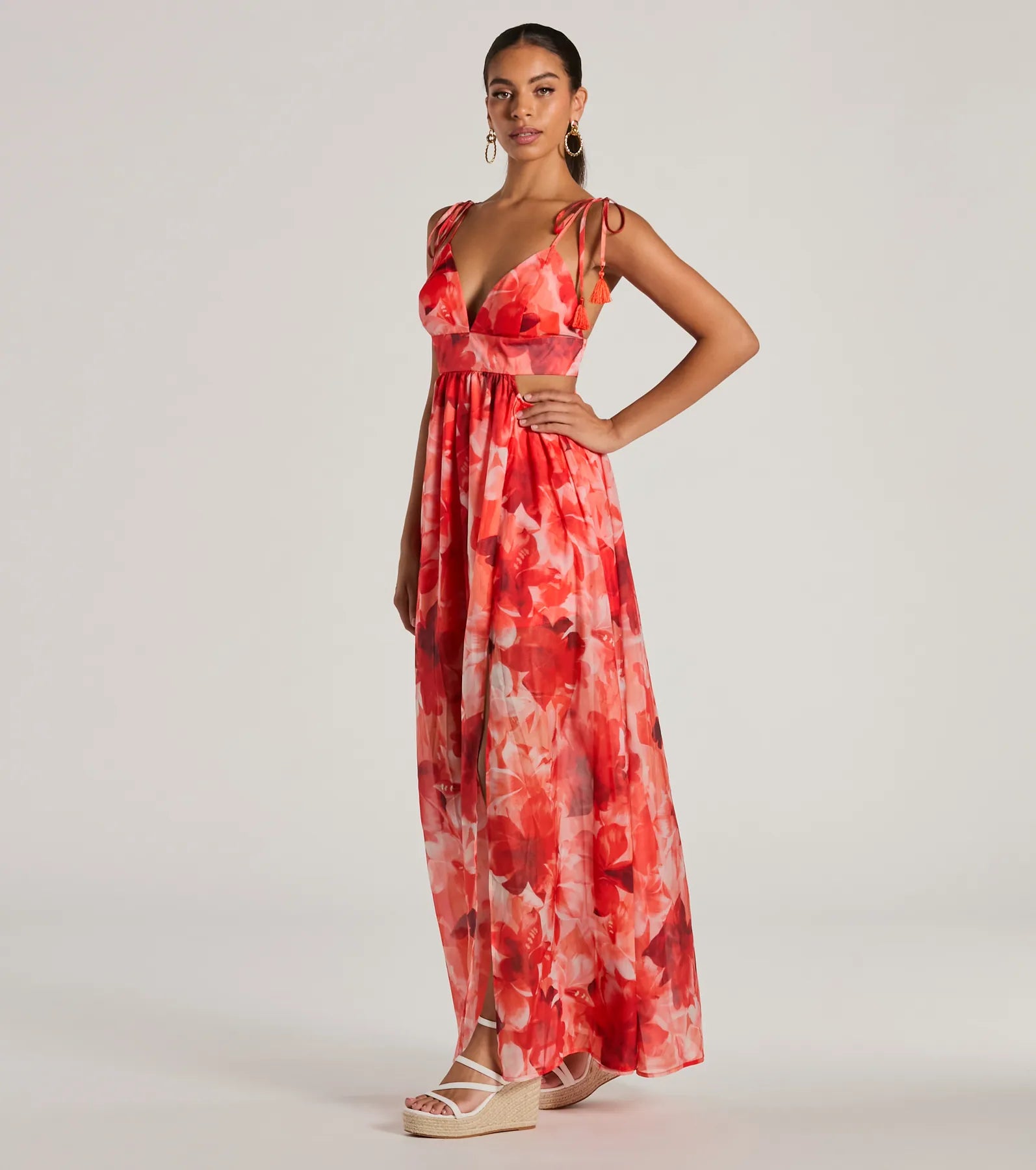 Ultimate Vacay V-Neck Floral Tropical Maxi Dress