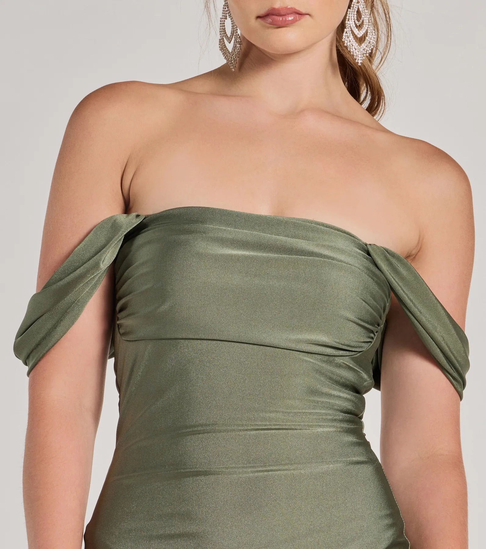 Ultimate Off-The-Shoulder Flared Midi Dress - Premium Elegance