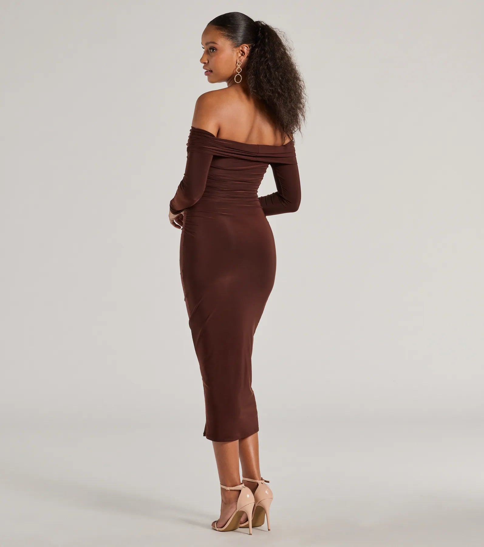 Premium Casual Affair Long Sleeve Ruched Midi Dress - Ultimate Chic Style