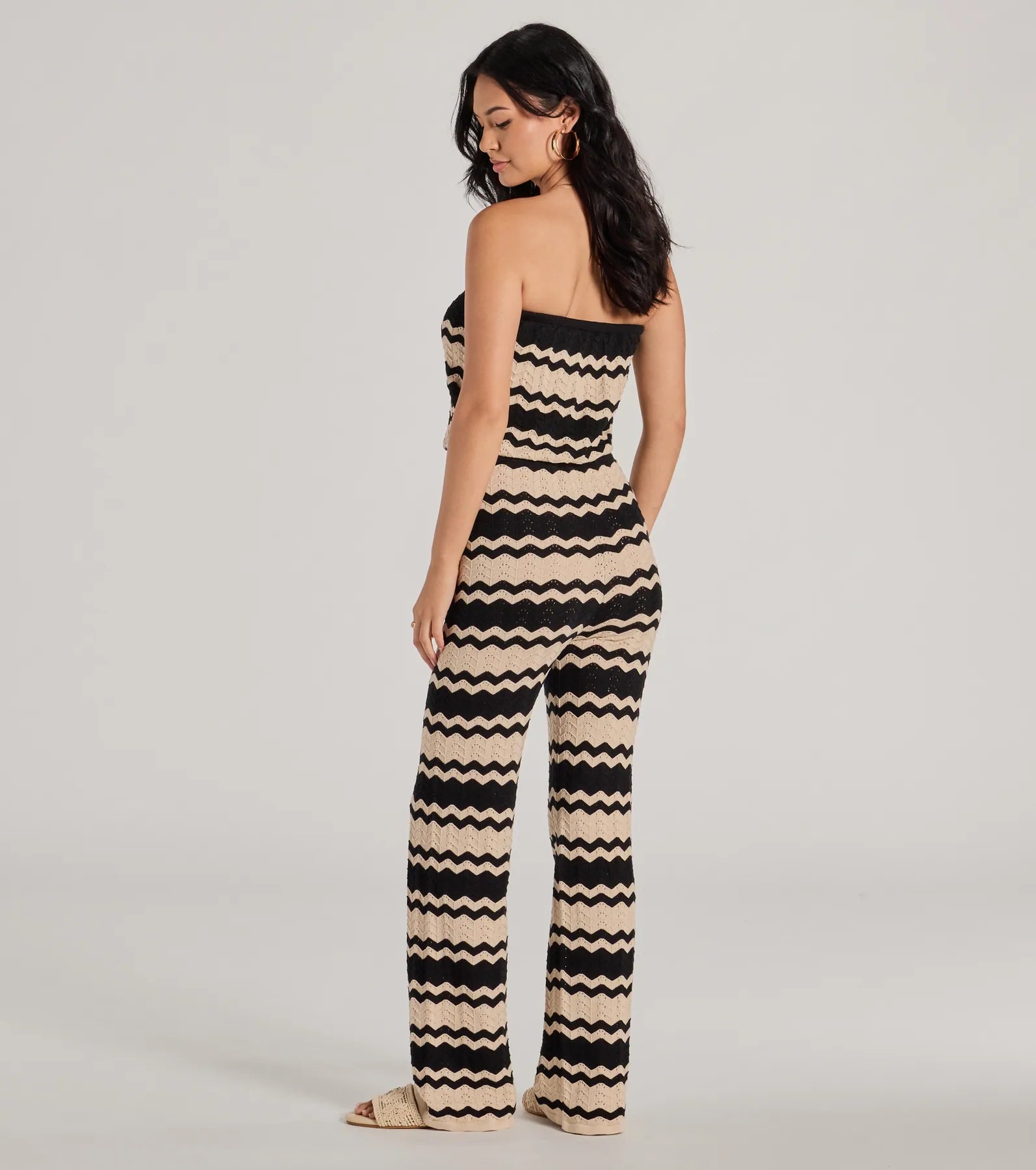 Ultimate Striped Strapless Wide-Leg Jumpsuit - Stylish & Versatile