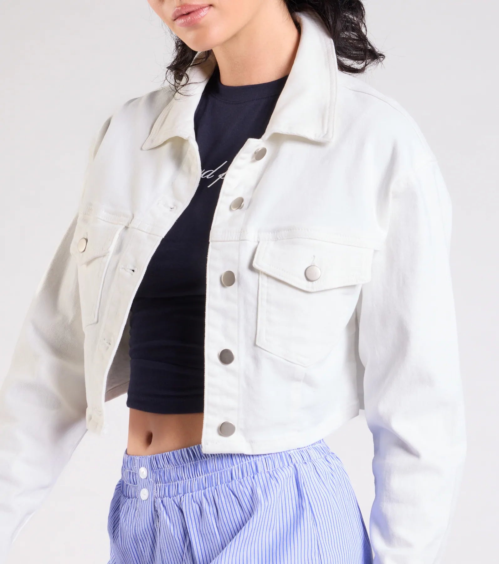 Ultimate Cropped Denim Jacket - Premium Style & Fit