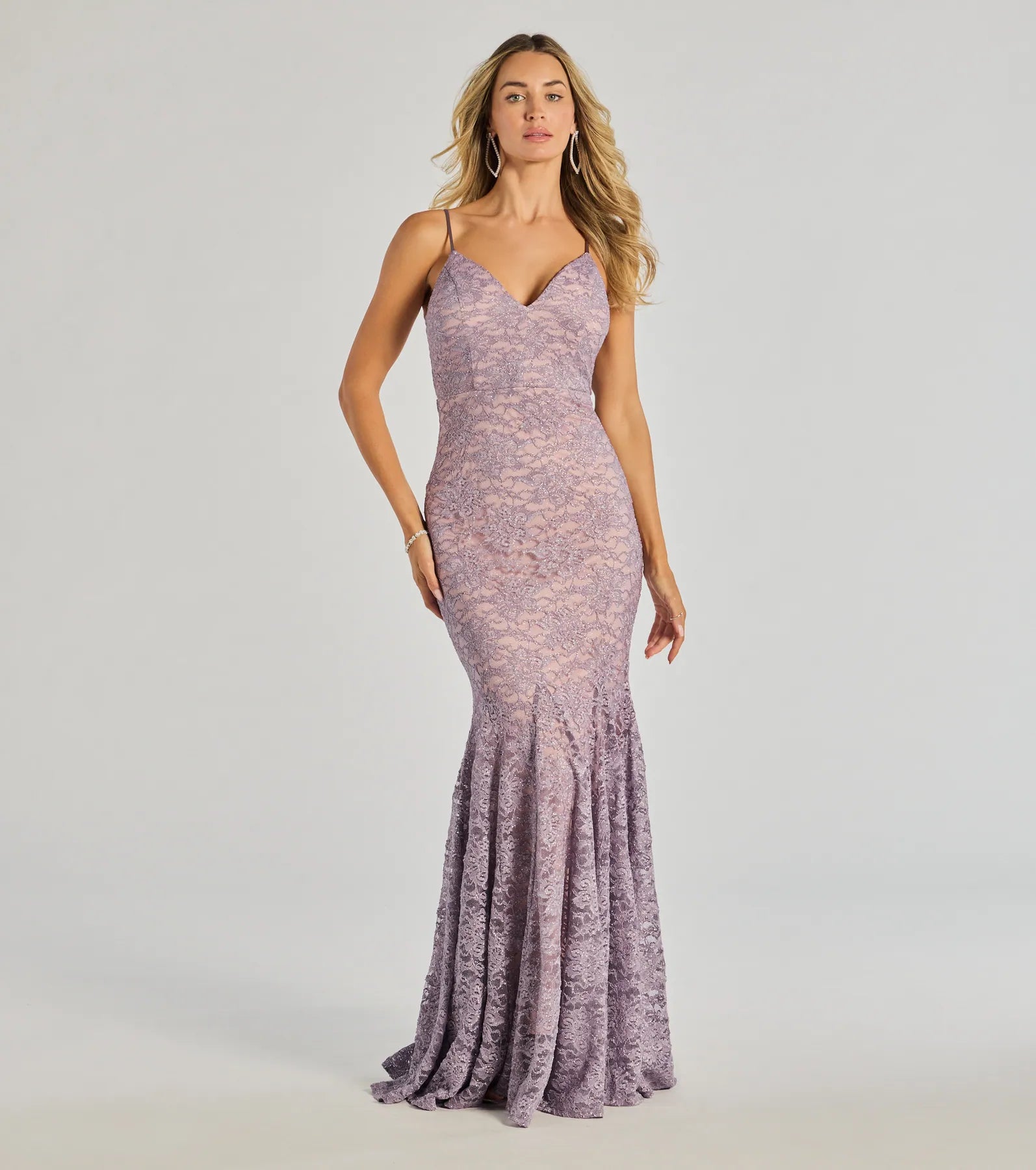 Arna Premium Low Back Mermaid Lace Evening Gown