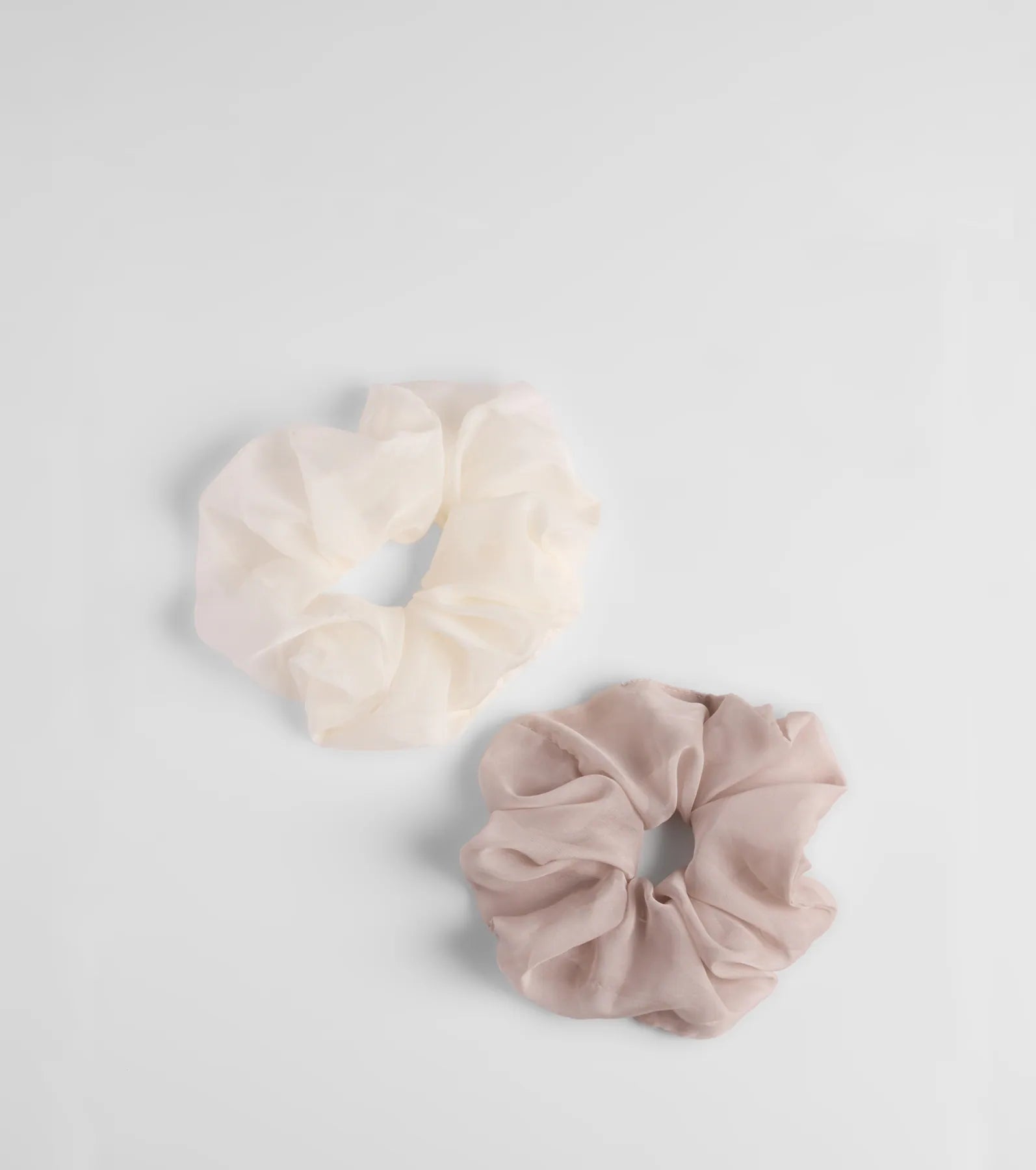 Premium Glam Impression Two-Pack Scrunchies Set - Upgrade Your Style