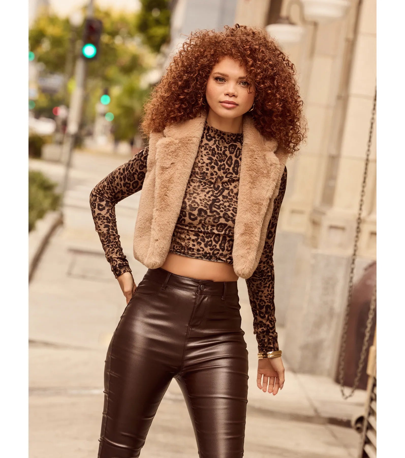 Premium Cozy Glamour Faux Fur Cropped Vest