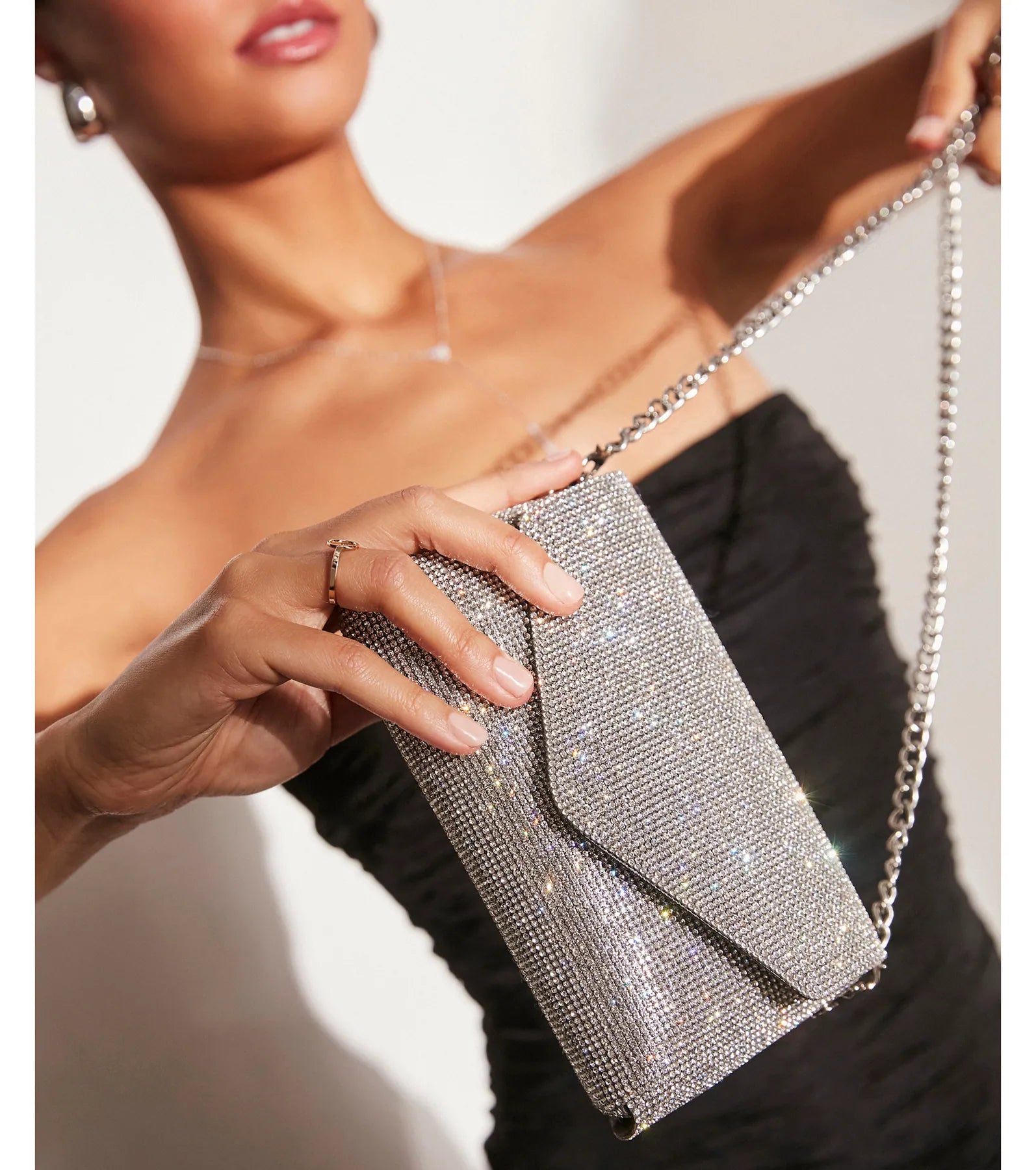 Ultimate Glam Rhinestone Crossbody Bag - Premium Sparkle Effect