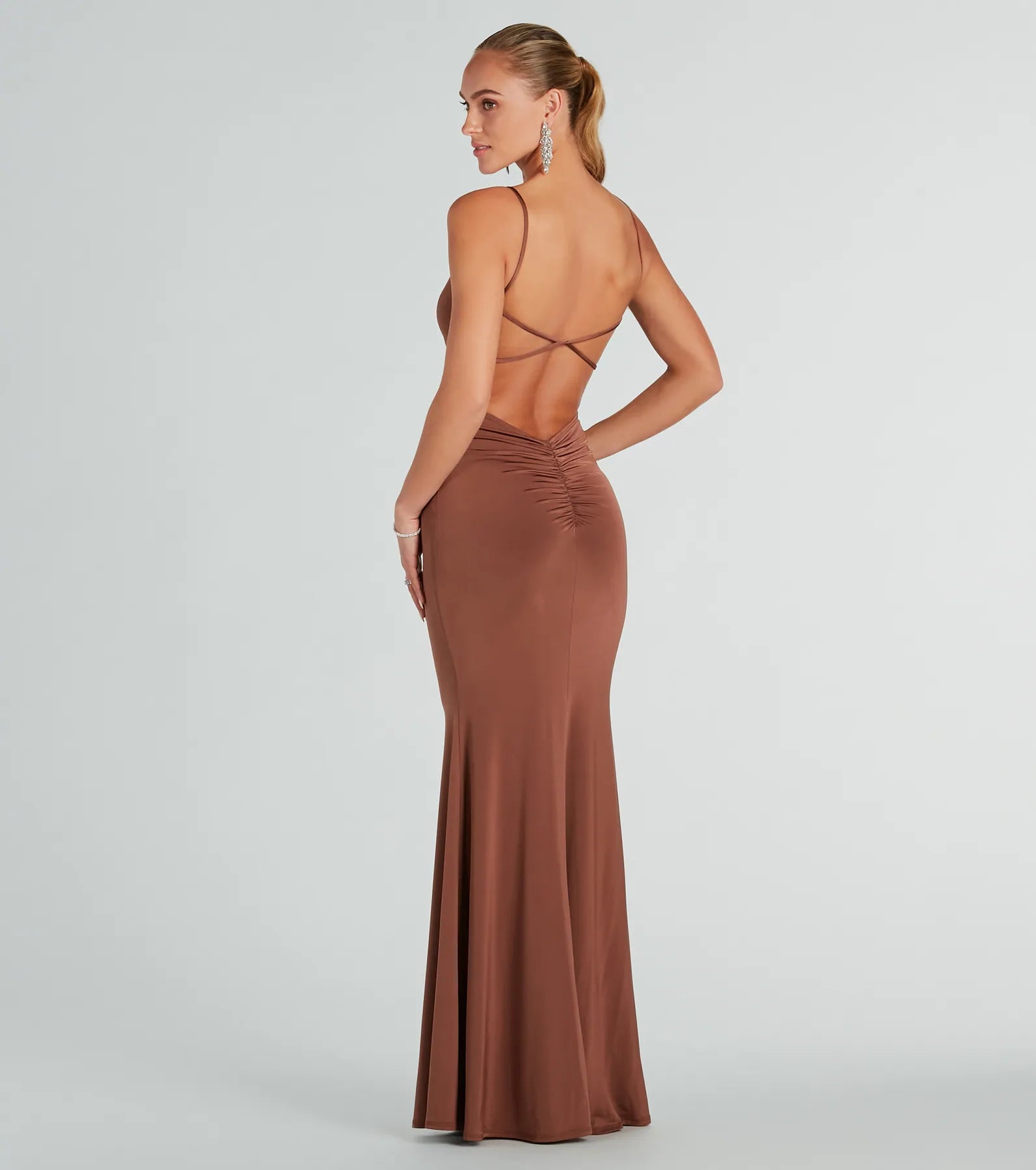 Premium Anya Elegant Open-Back Mermaid Gown