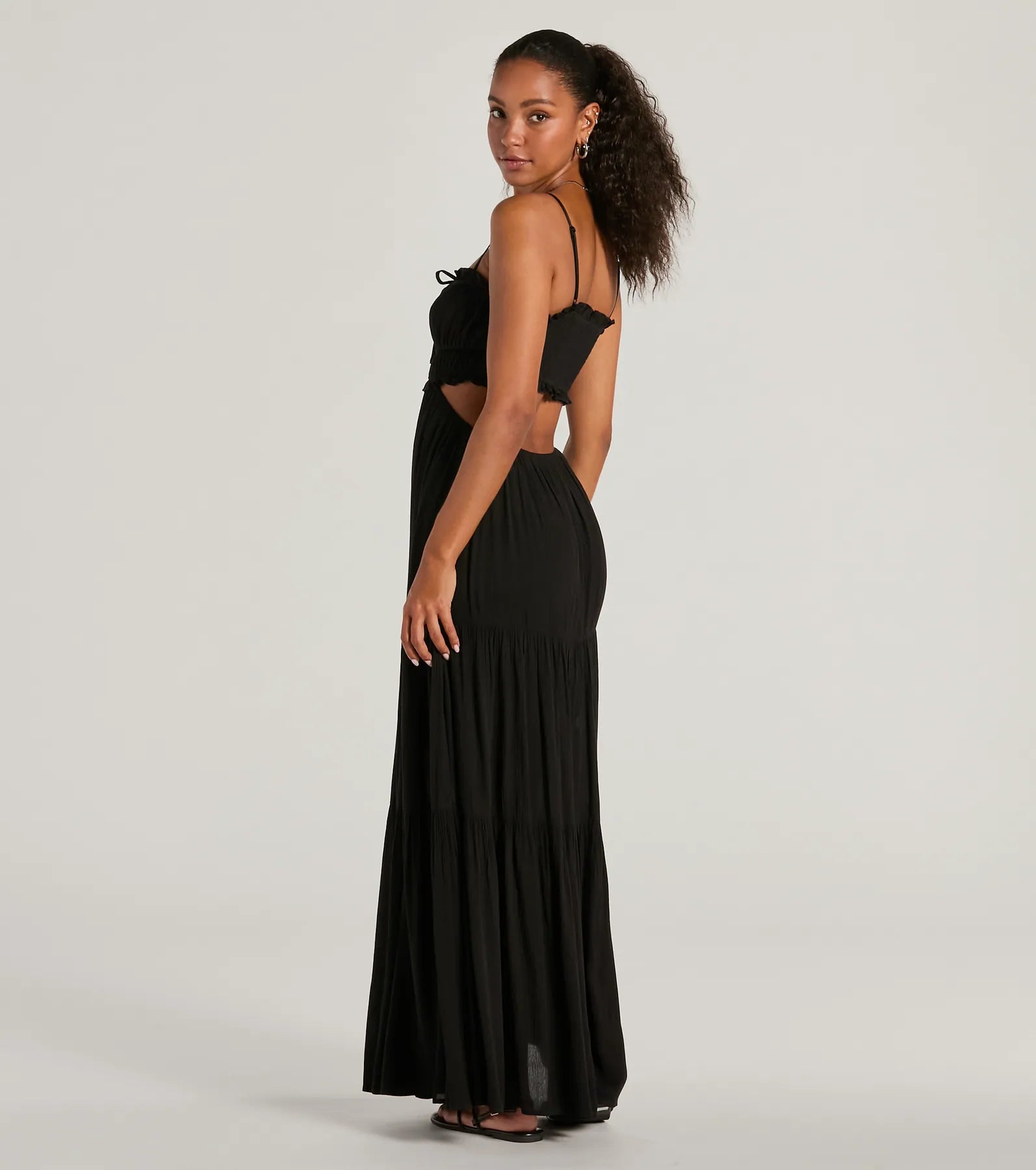 Ultimate Breezy Chic Ruffled Maxi Dress