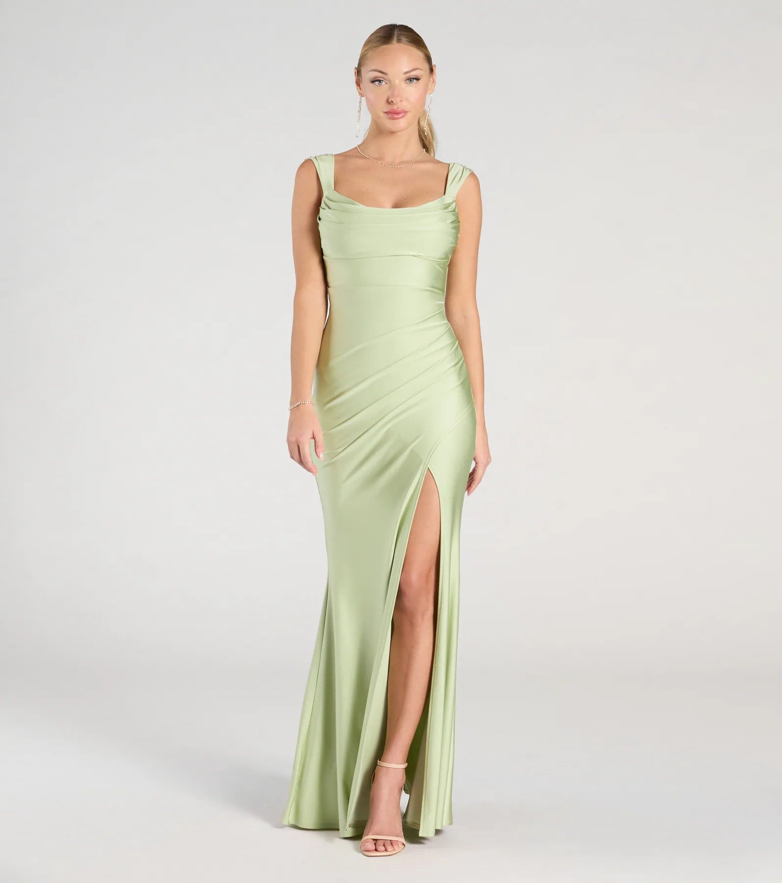 Premium Kaitlin Open-Back Mermaid Gown