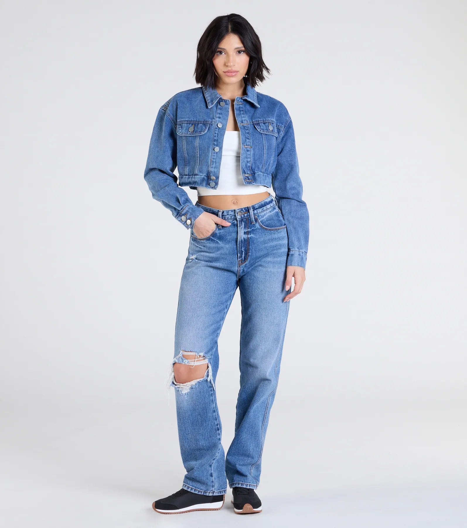 Premium Cropped Denim Jacket - Elevate Your Casual Style