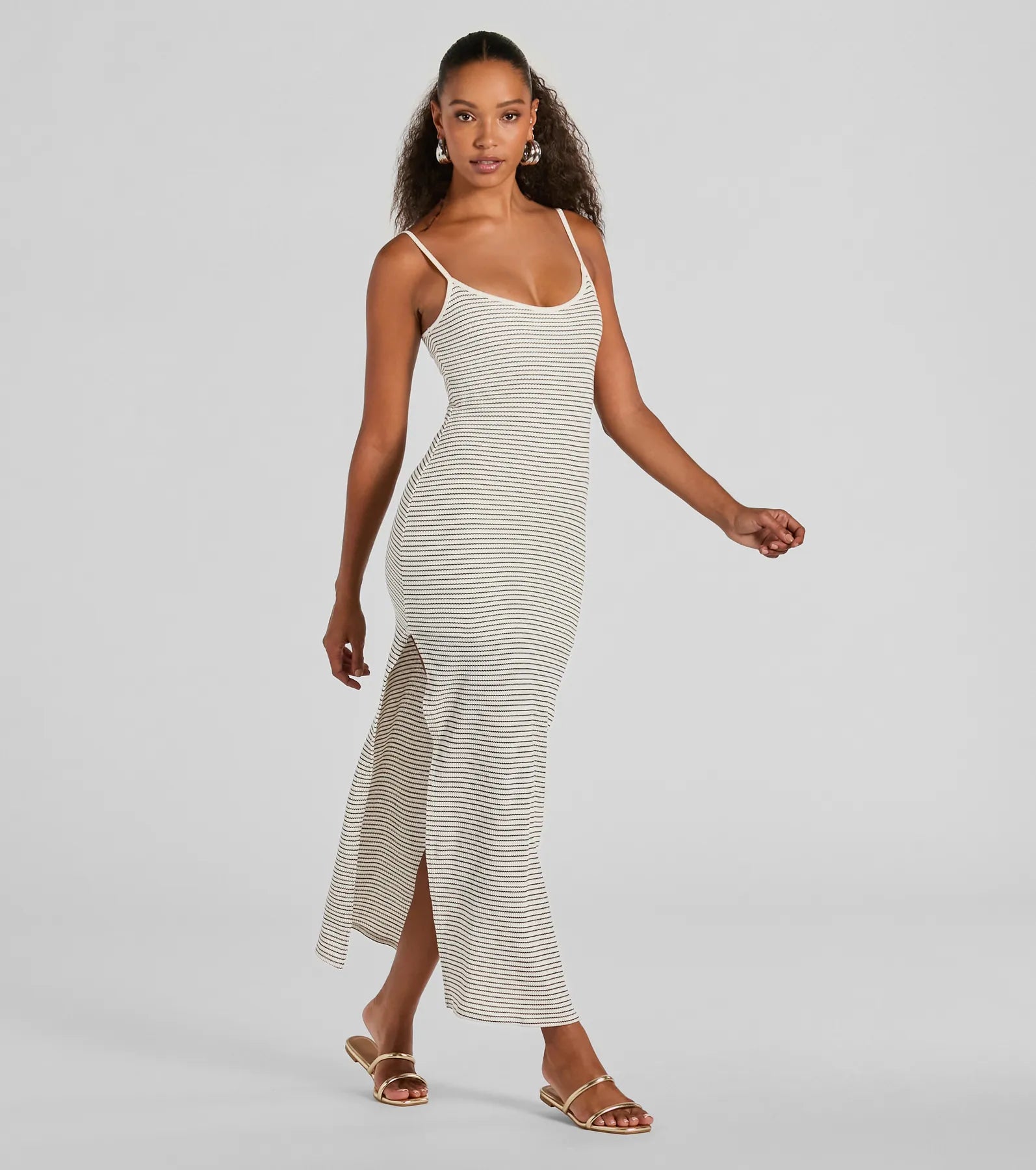 Ultimate Weekend Vibes: High-Slit Striped Knit Maxi Dress