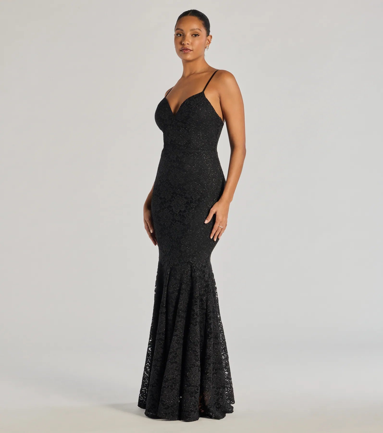 Arna Premium Low Back Mermaid Lace Evening Gown