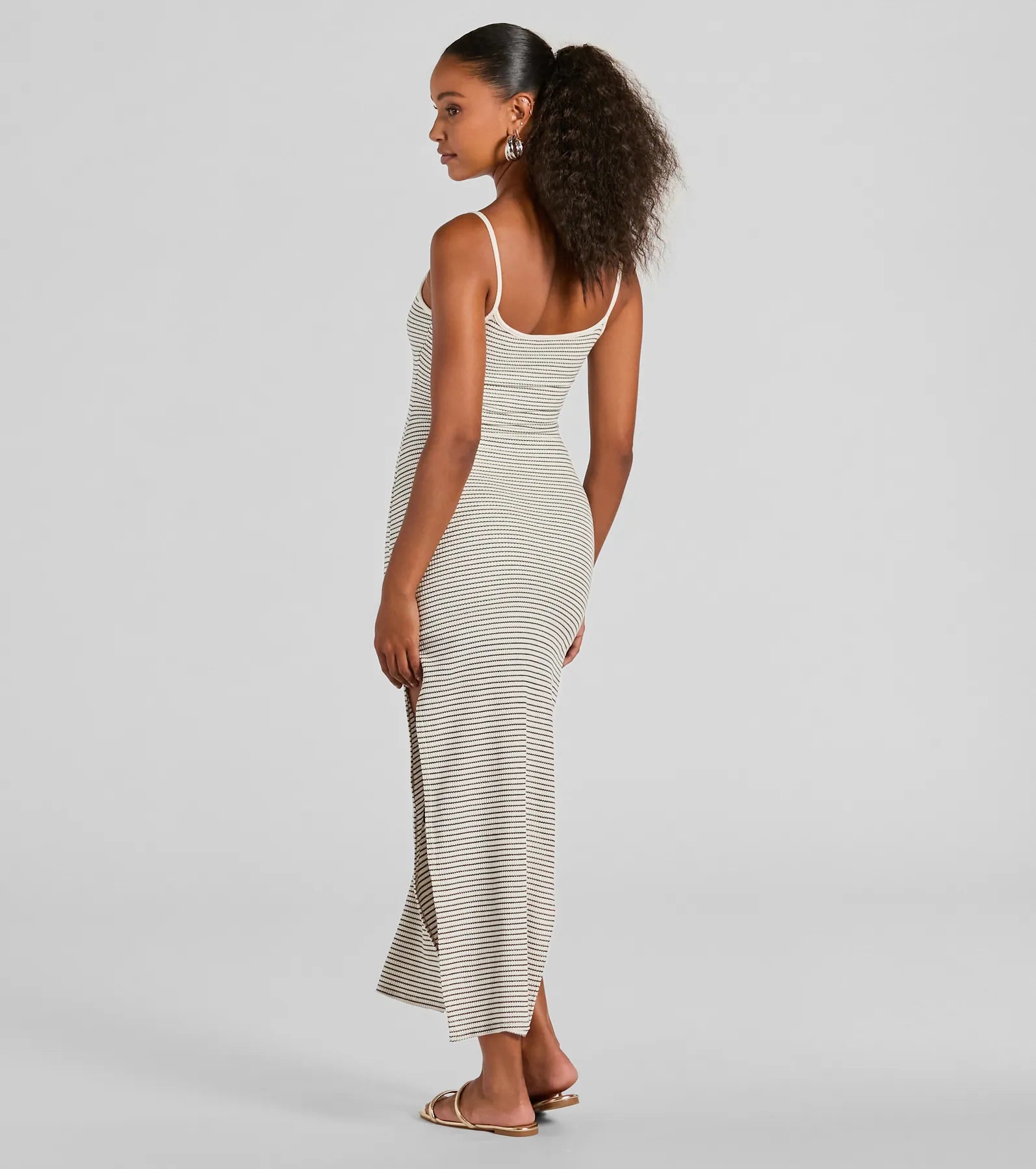 Ultimate Weekend Vibes: High-Slit Striped Knit Maxi Dress