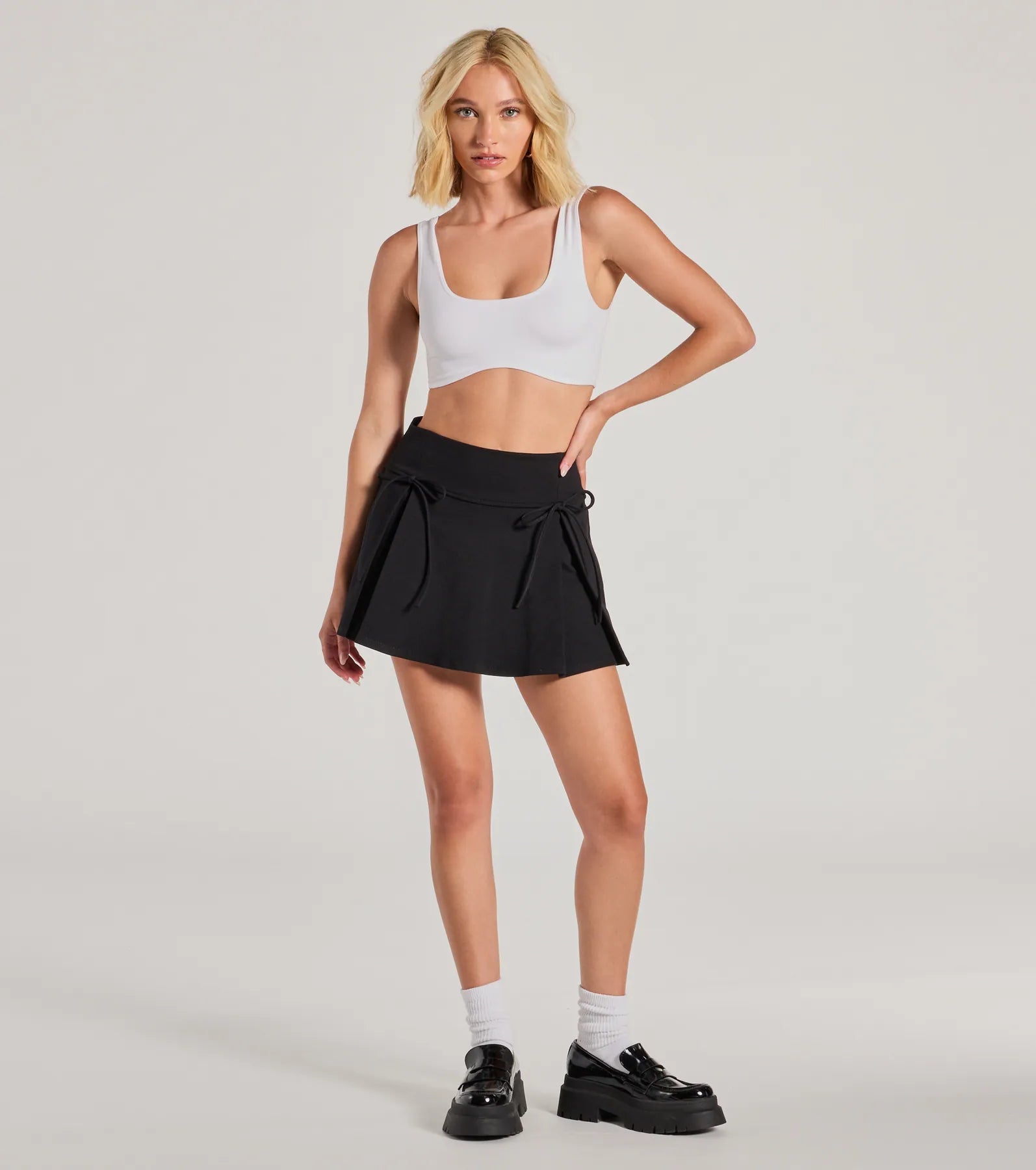 Premium Charmed Look Bow Detail Pleated Skort - Ultimate Style Upgrade