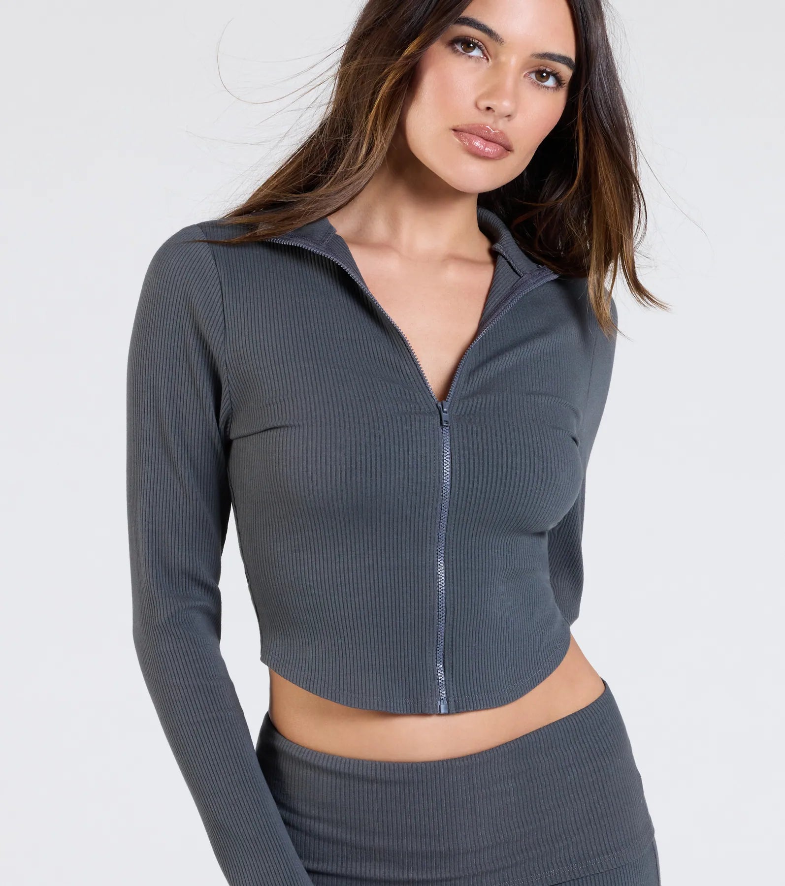 Premium Zip-Up Crop Jacket - Ultimate Comfort for Active Lifestyles