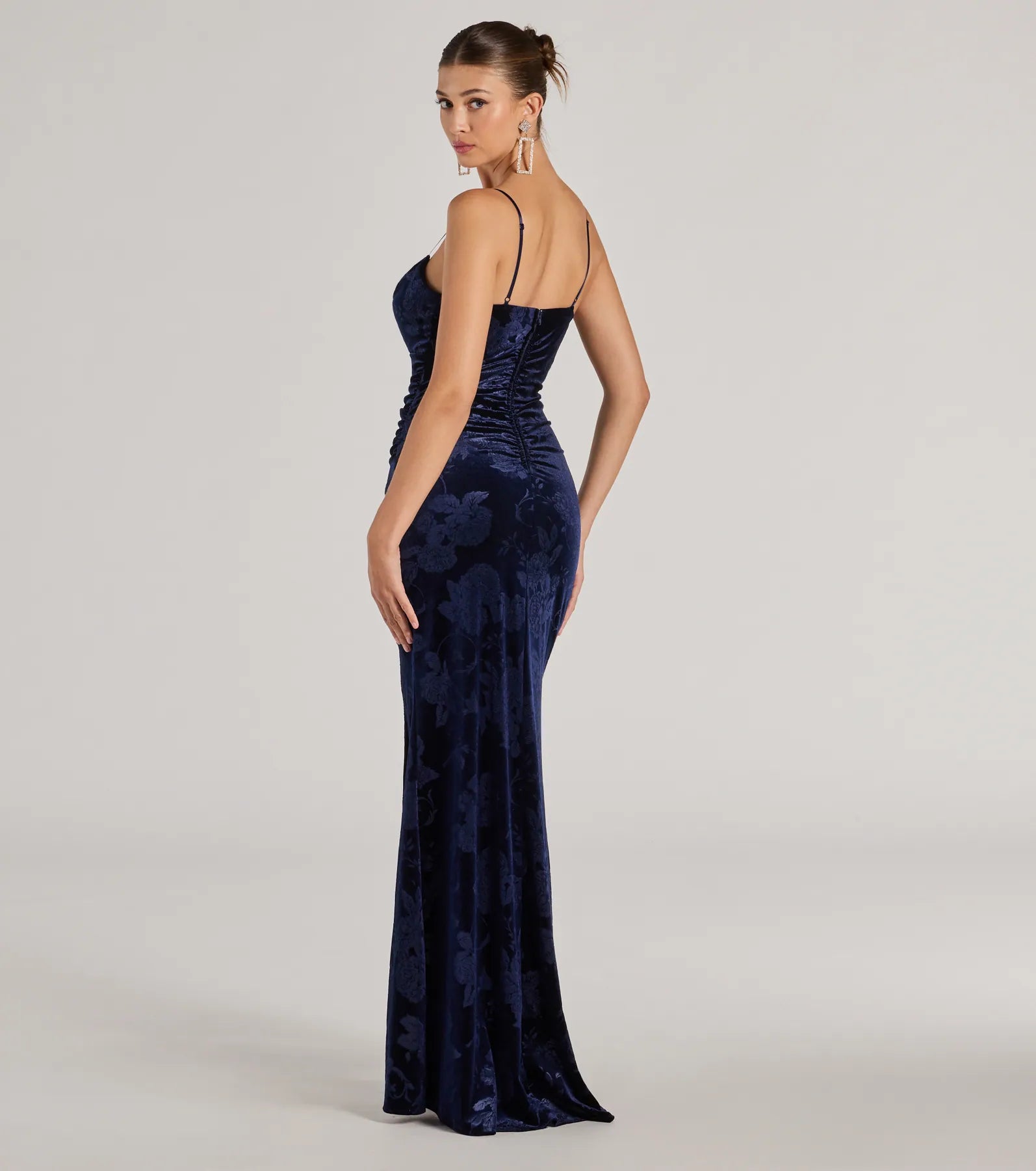 Premium Anisa Floral Velvet Mermaid Gown for Special Occasions