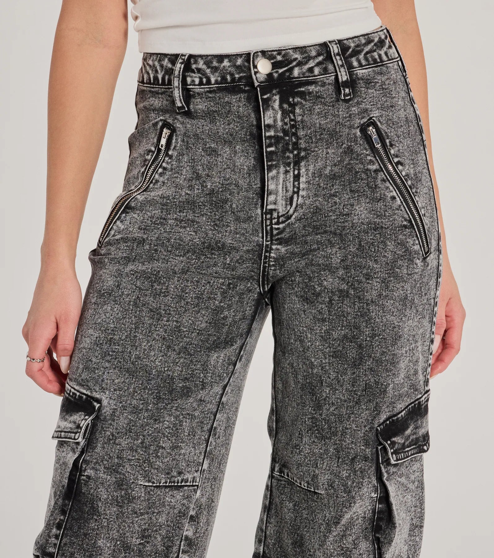 Ultimate High-Rise Cargo Acid Wash Jeans - Trendy & Relaxed Fit