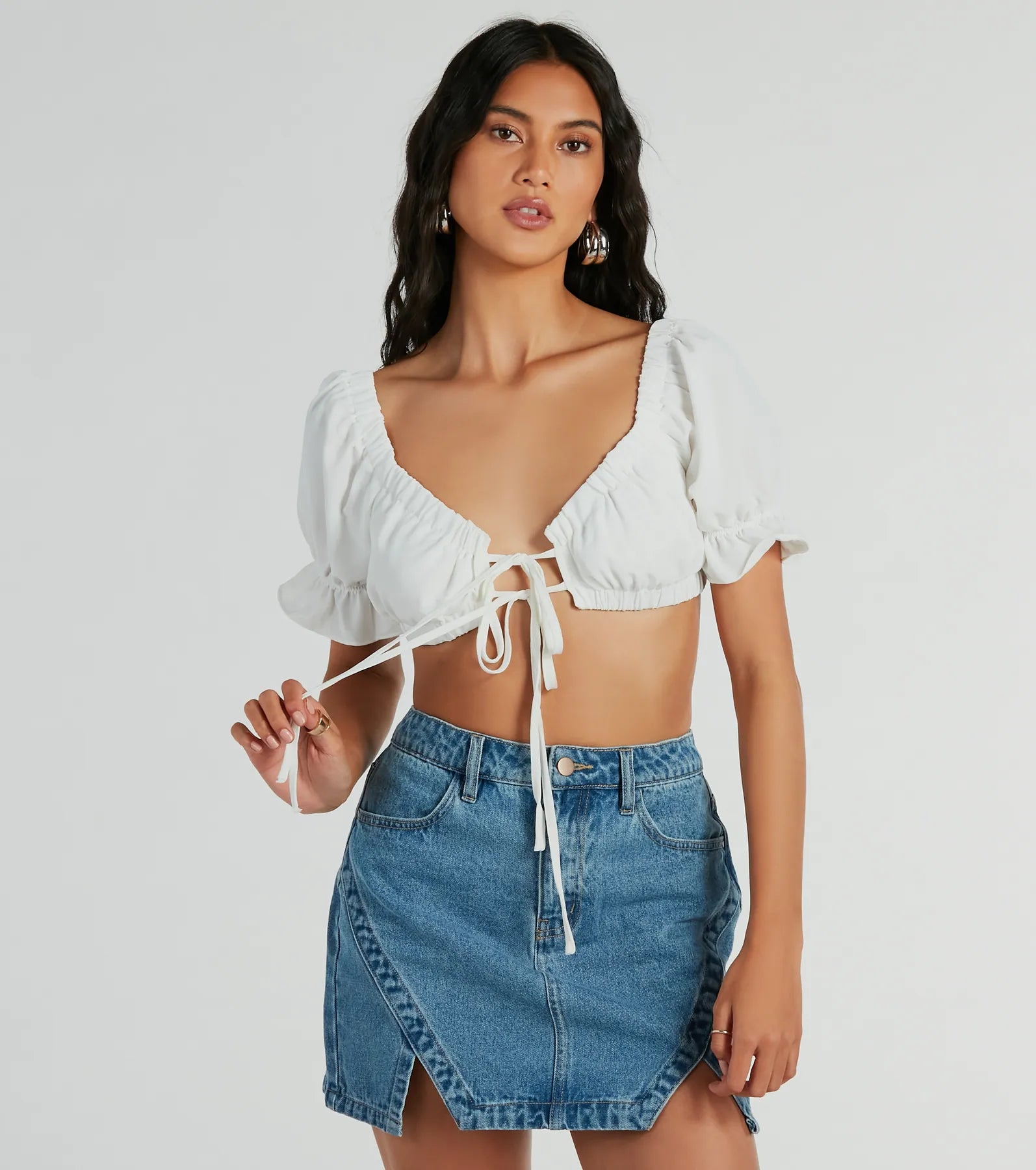 Ultimate Summer Chic Puff Sleeve Tie-Front Crop Top