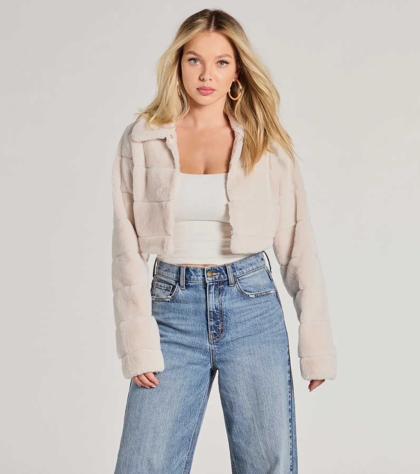 Premium Faux Fur Cropped Jacket - Iconic Style