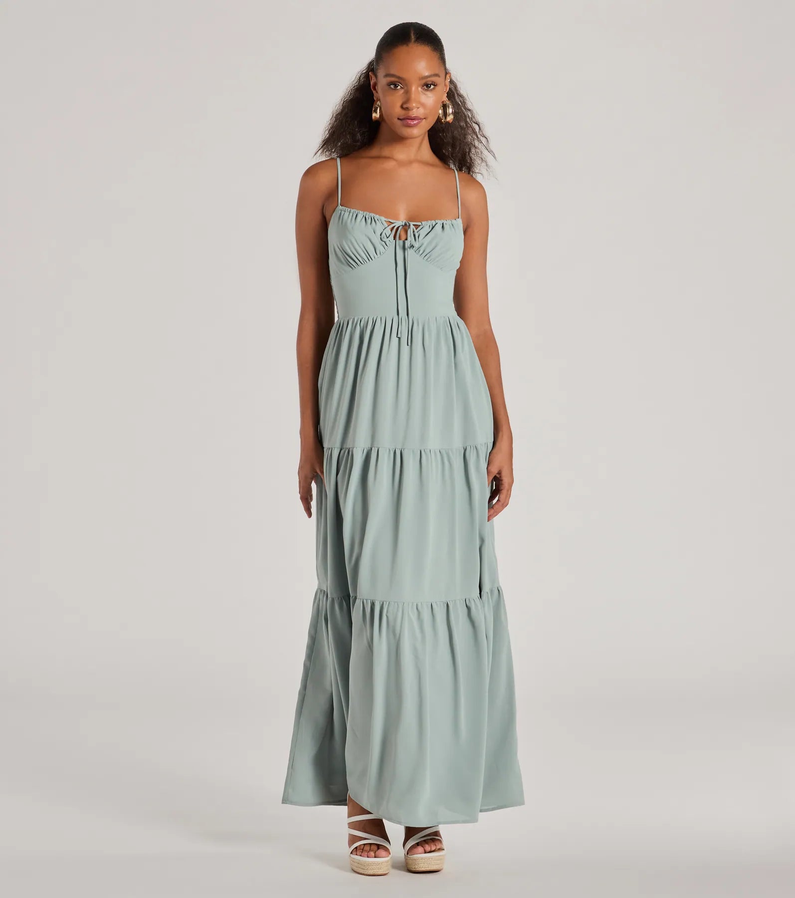 Premium Elegance: Sleeveless Ruffled Maxi Dress