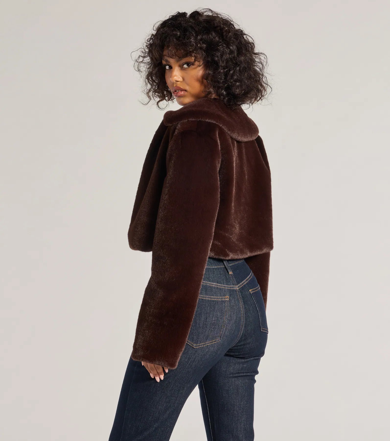 Premium Luxe Faux Fur Cropped Jacket - Ultimate Style Upgrade