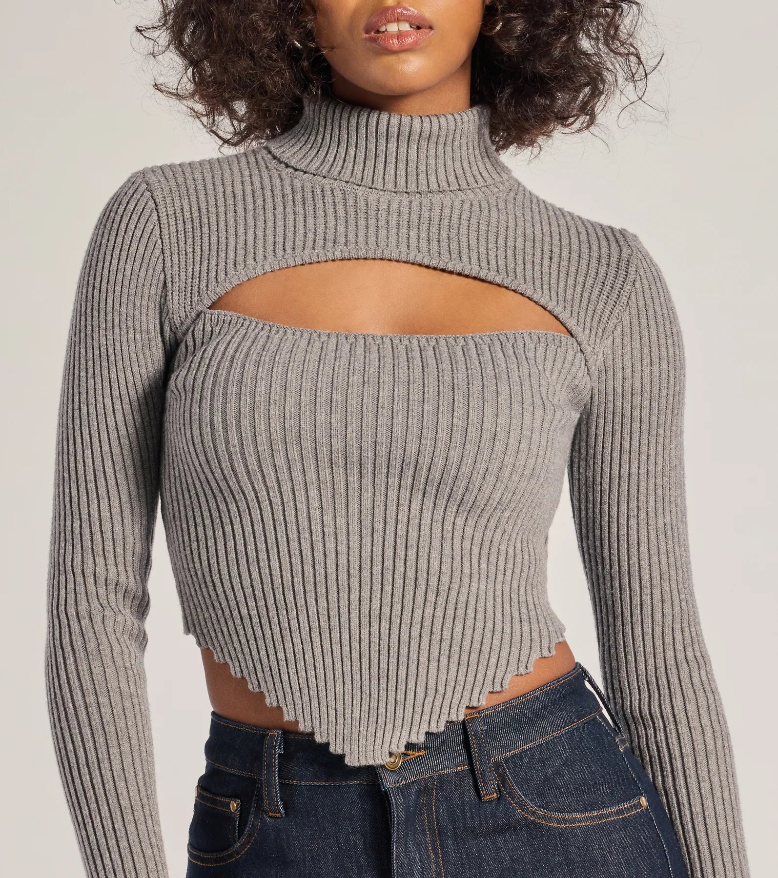 Ultimate Chic Muse Ribbed Knit Crop Top