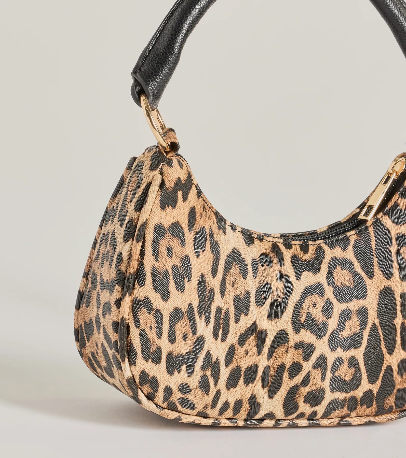 Ultimate Wild Side Leopard Print Handbag - Bold & Chic