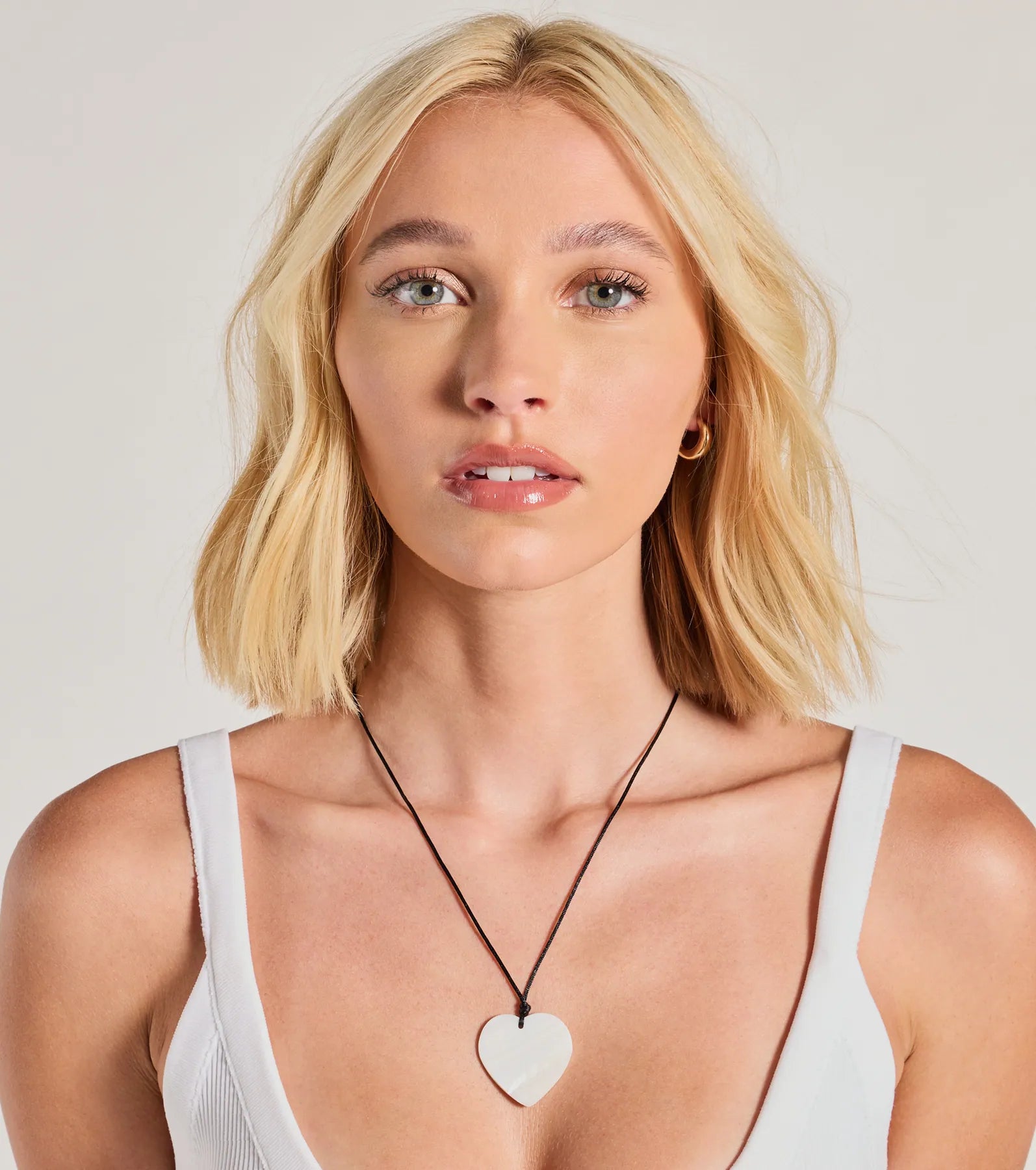 Premium Loving Heart Shell Necklace - Ultimate Beach Style