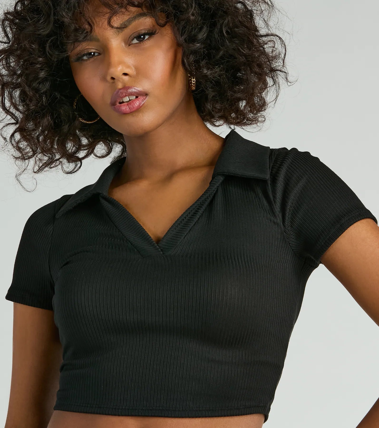 Premium Game Set Collar Crop Top - Ultimate Style Upgrade