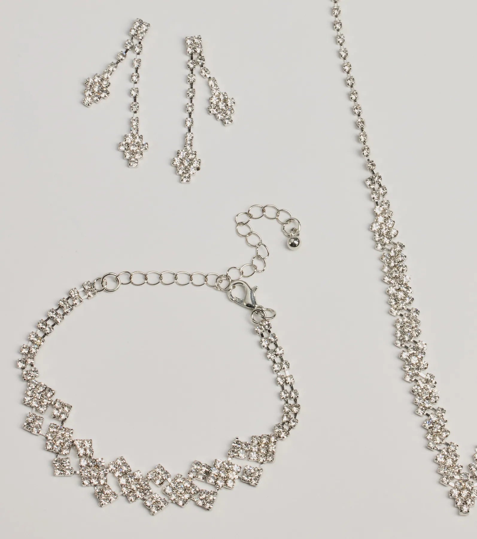 Ultimate Glamour Jewelry Set: Necklace, Earrings & Bracelet