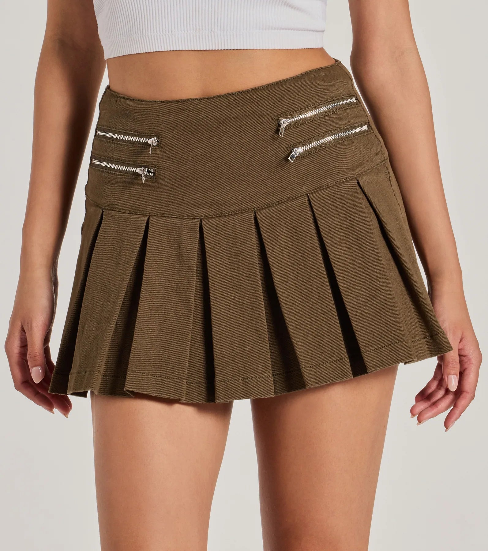 Ultimate Charm High-Rise Zipper Pleated Denim Skort