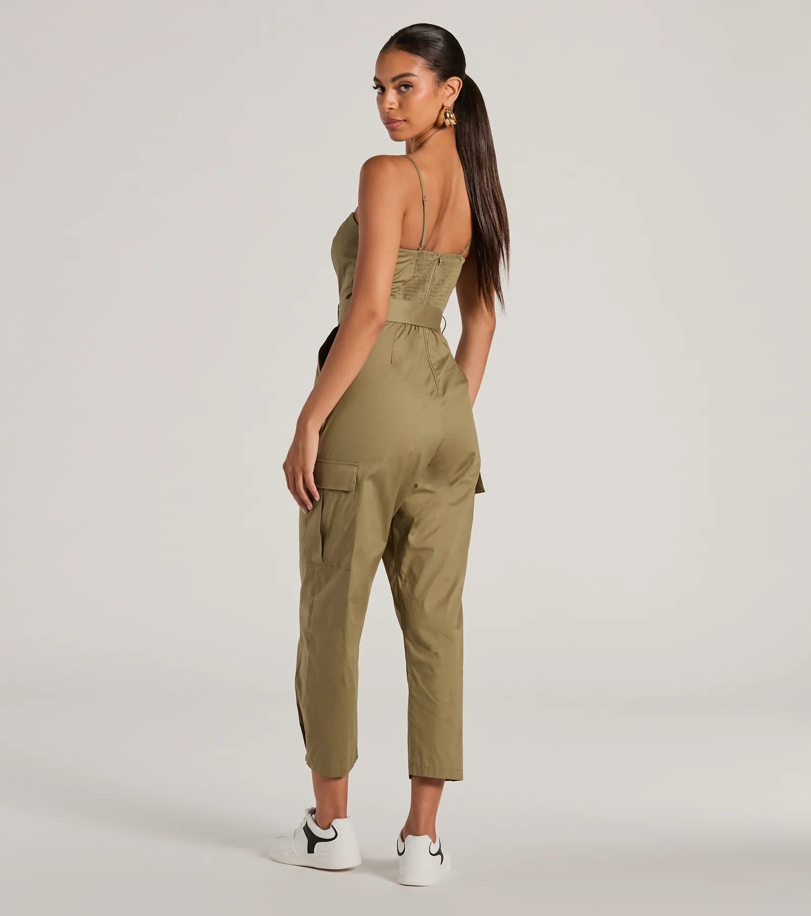 Ultimate Casual Chic: Sleeveless Belted Cargo Jumpsuit