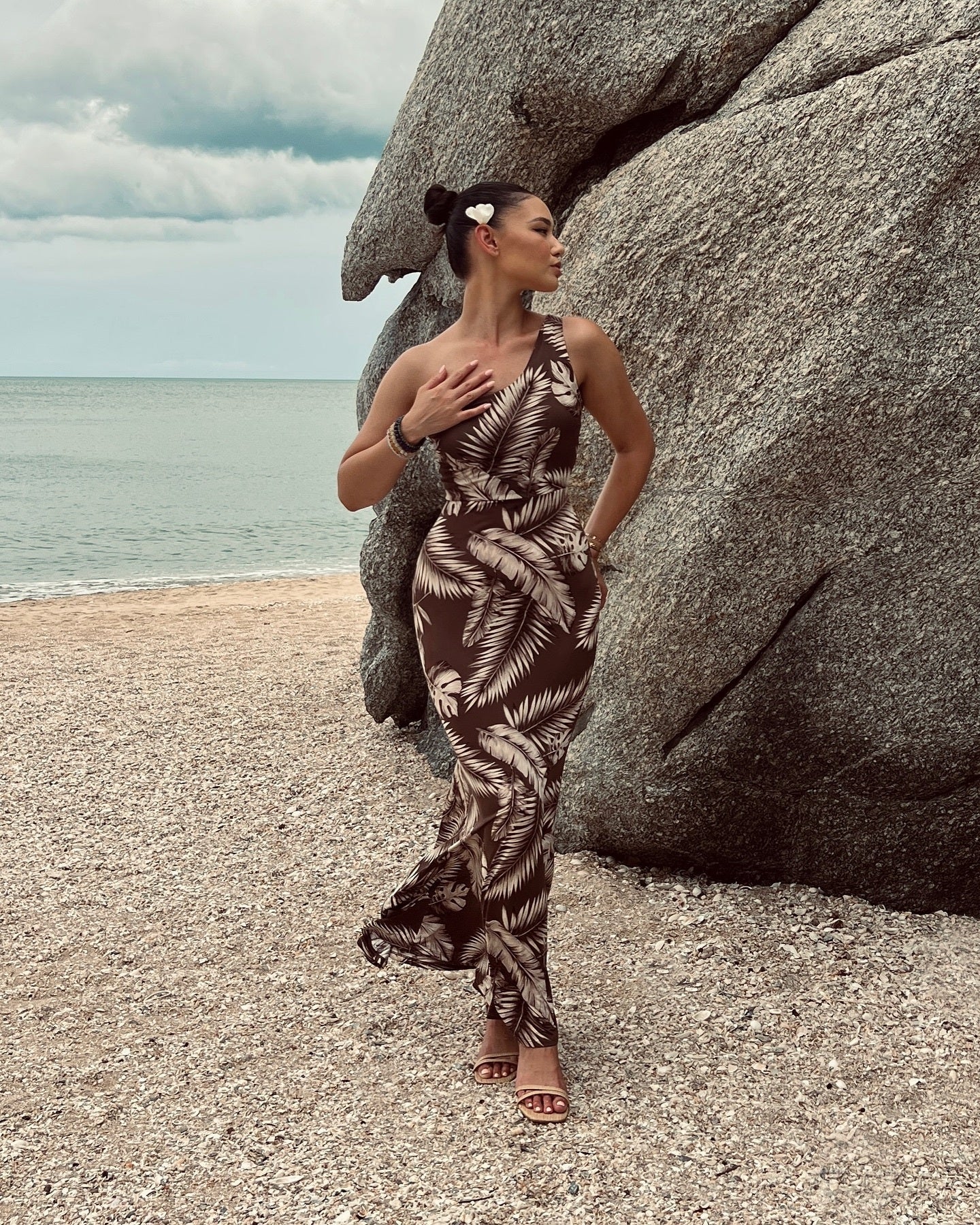 Premium Tropical Escape One-Shoulder Maxi Dress