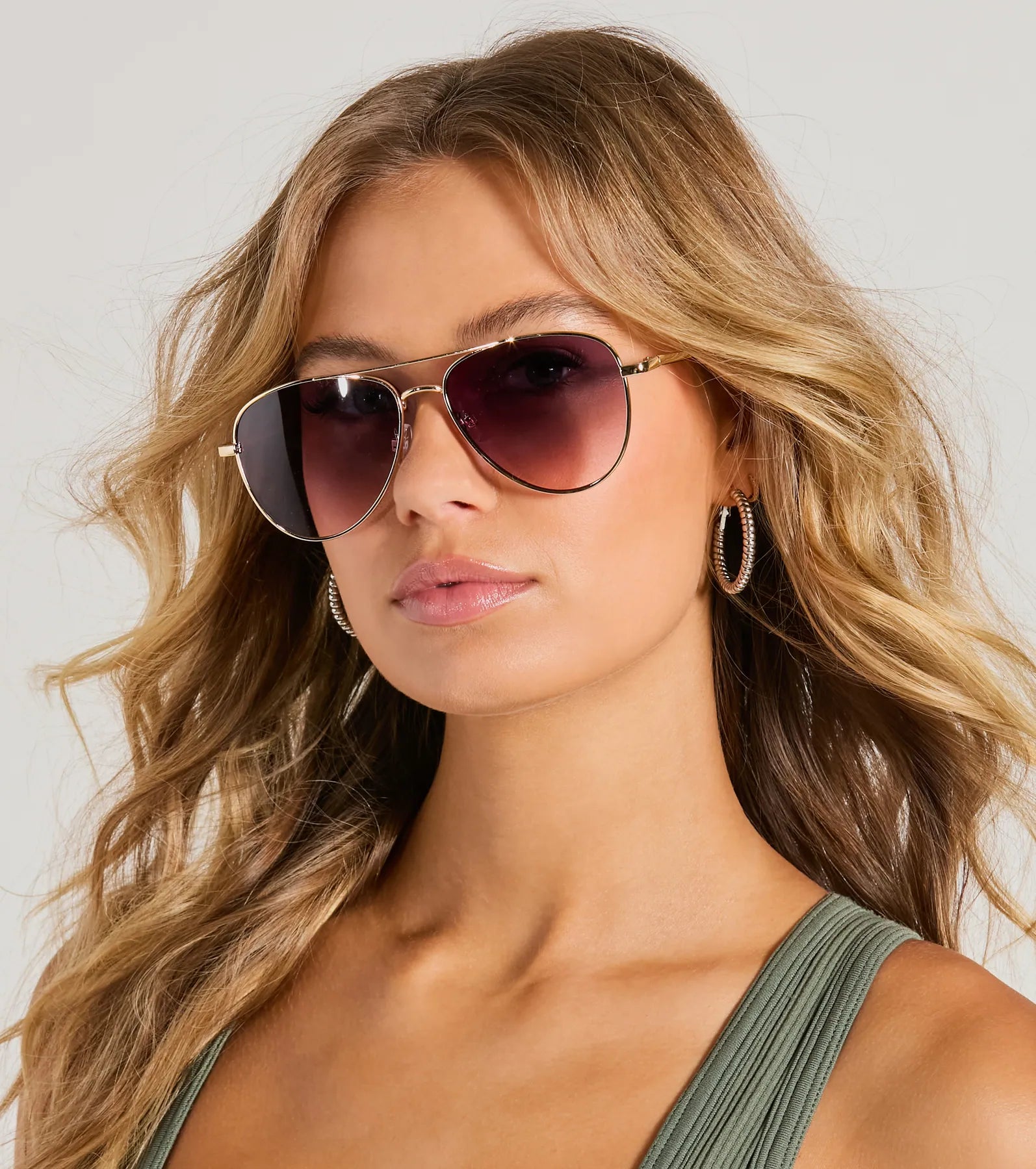 Premium Aviator Sunglasses - Ultimate Style Upgrade