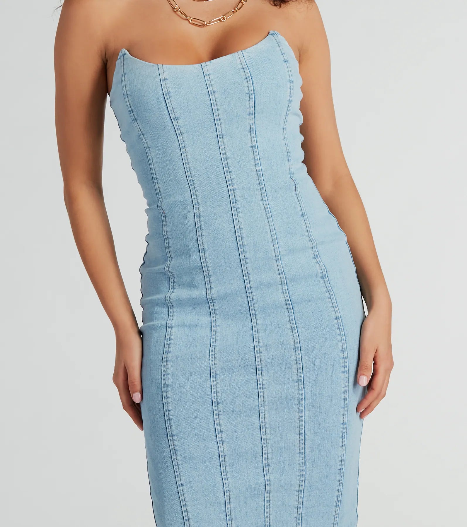 Ultimate Strapless Denim Bodycon Dress - Crush-Worthy Style