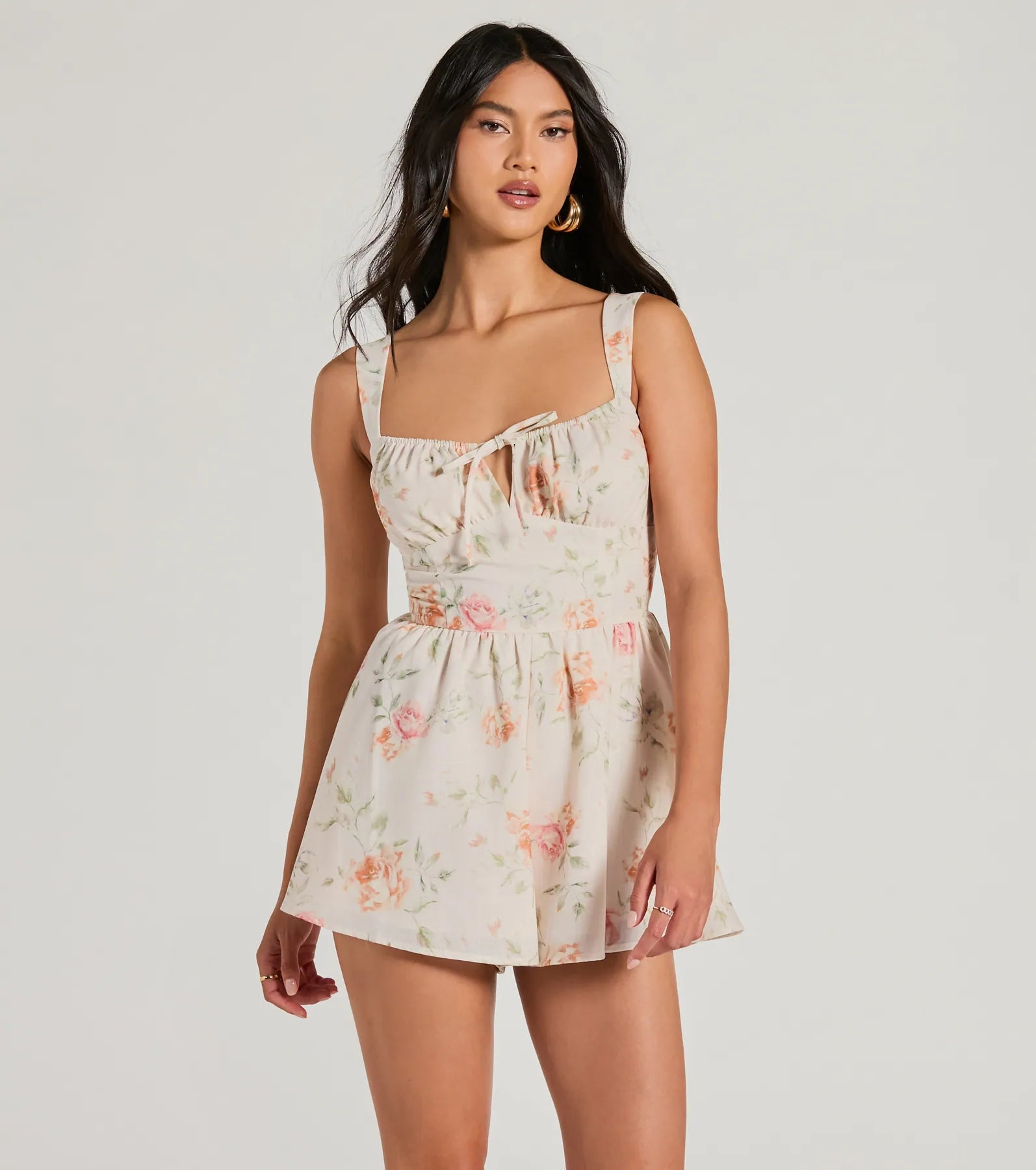 Ultimate Floral Lace-Up Romper - Flirty Summer Essential