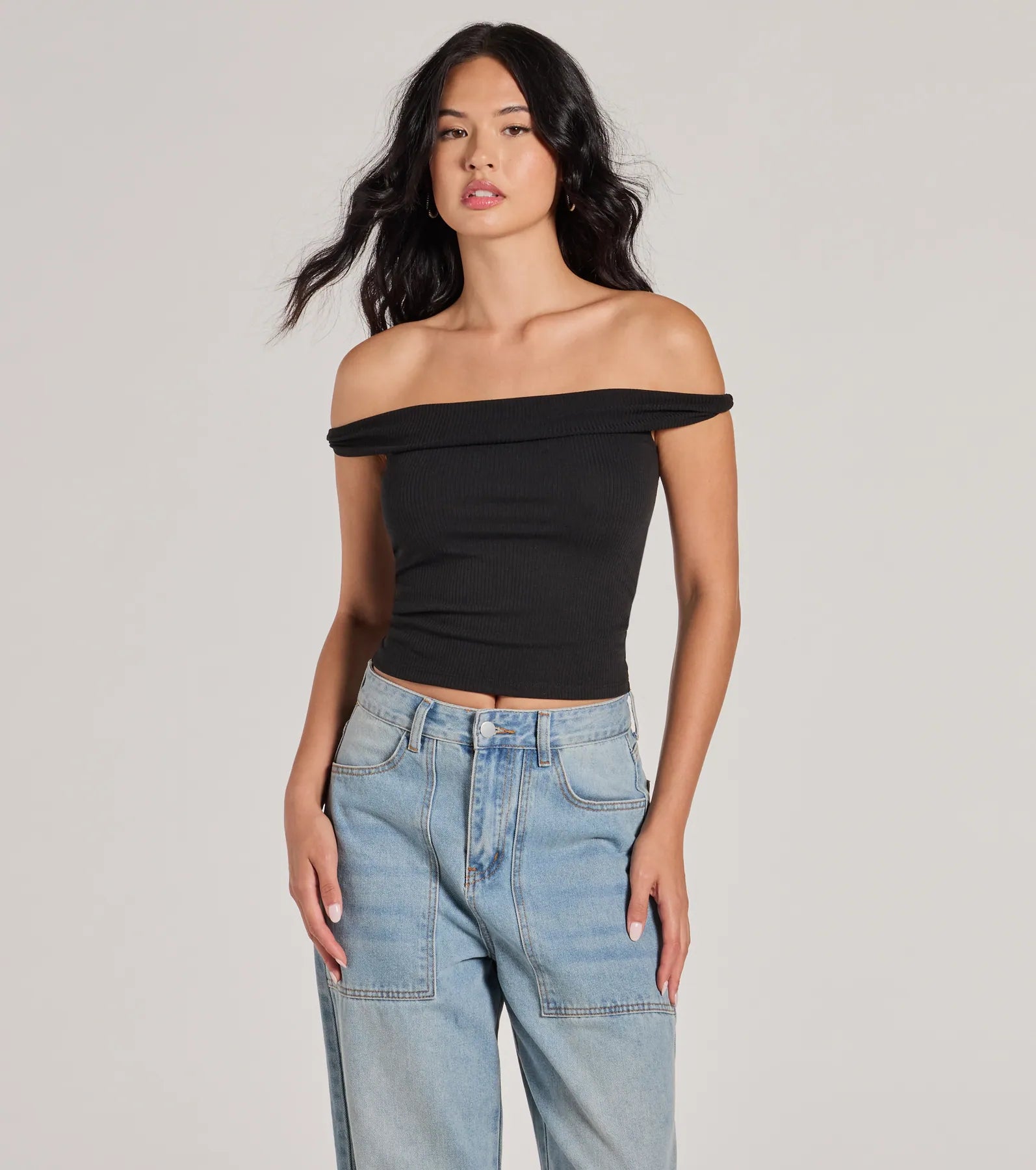 Ultimate Off-The-Shoulder Crop Top - Casual Chic Stretch Fit