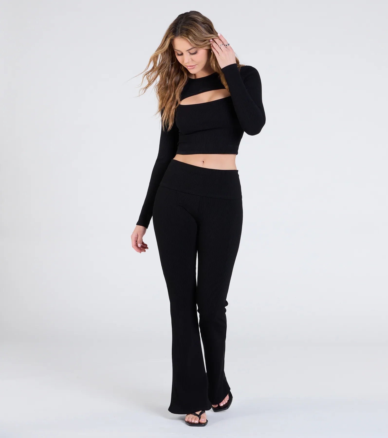 Ultimate Comfort Mid-Rise Flare Pants - Perfect for Leisure & Style