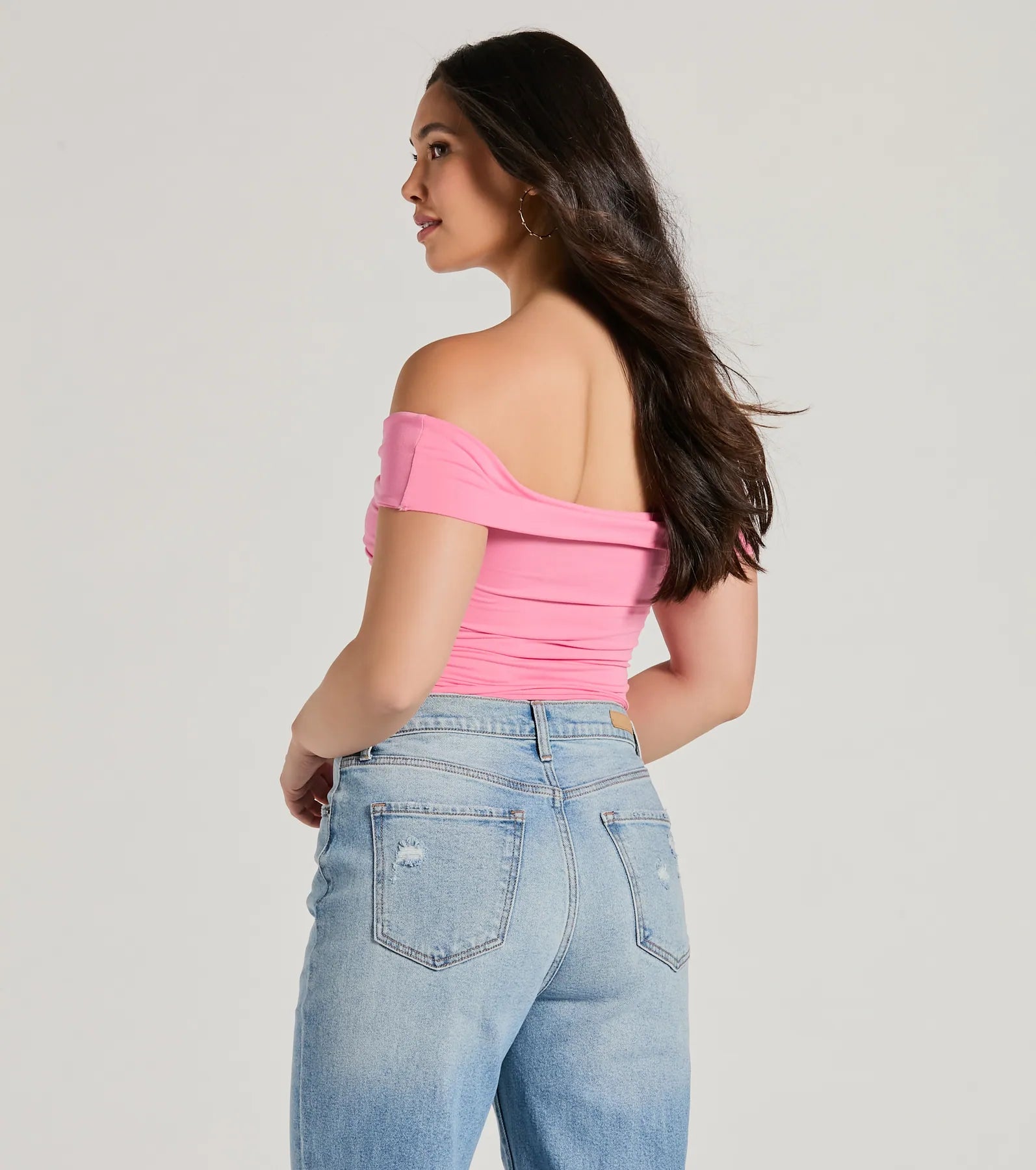 Ultimate Trendy Twist-Front Off-The-Shoulder Crop Top