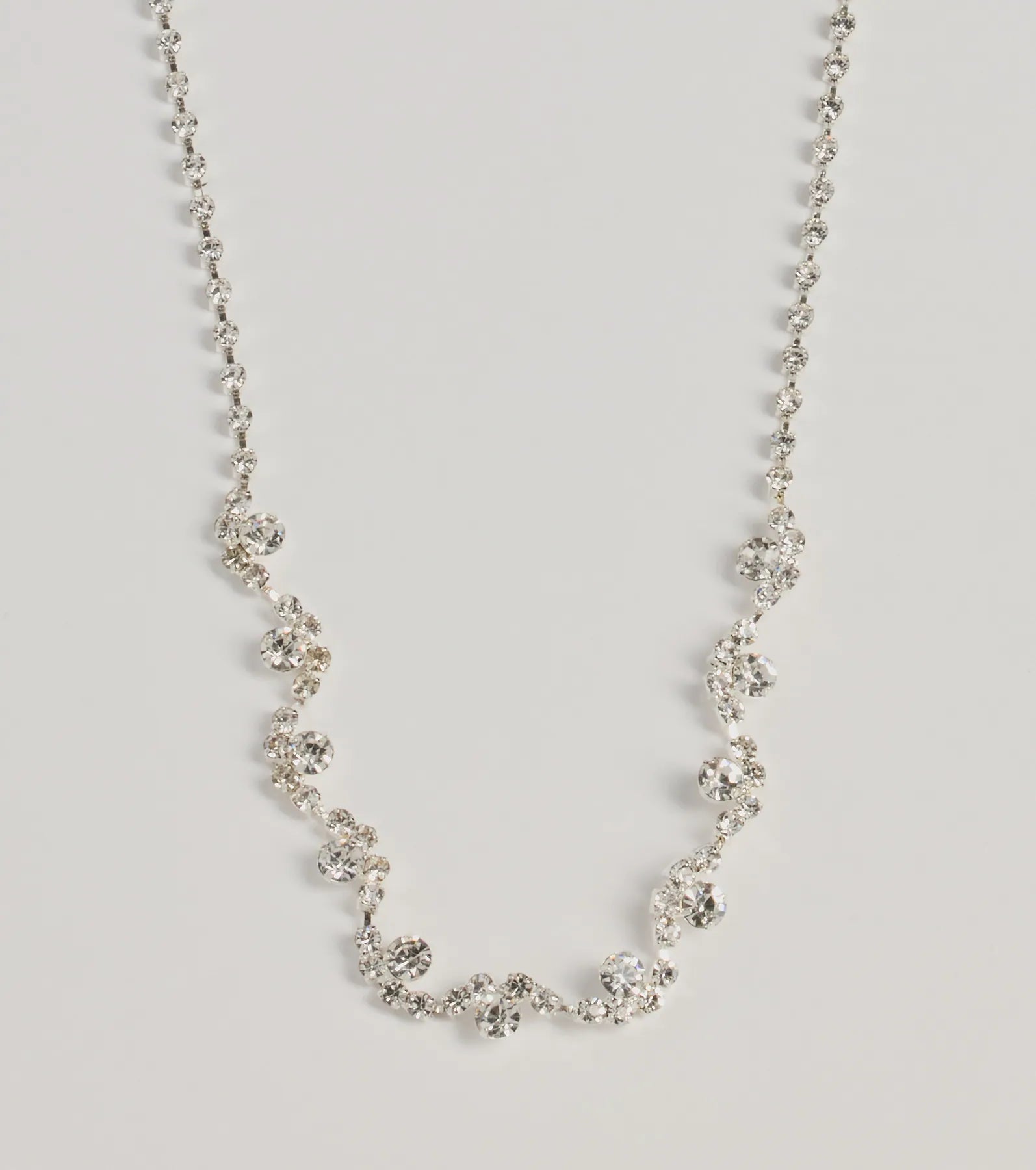 Premium Radiant Allure Rhinestone Cluster Necklace - Ultimate Elegance