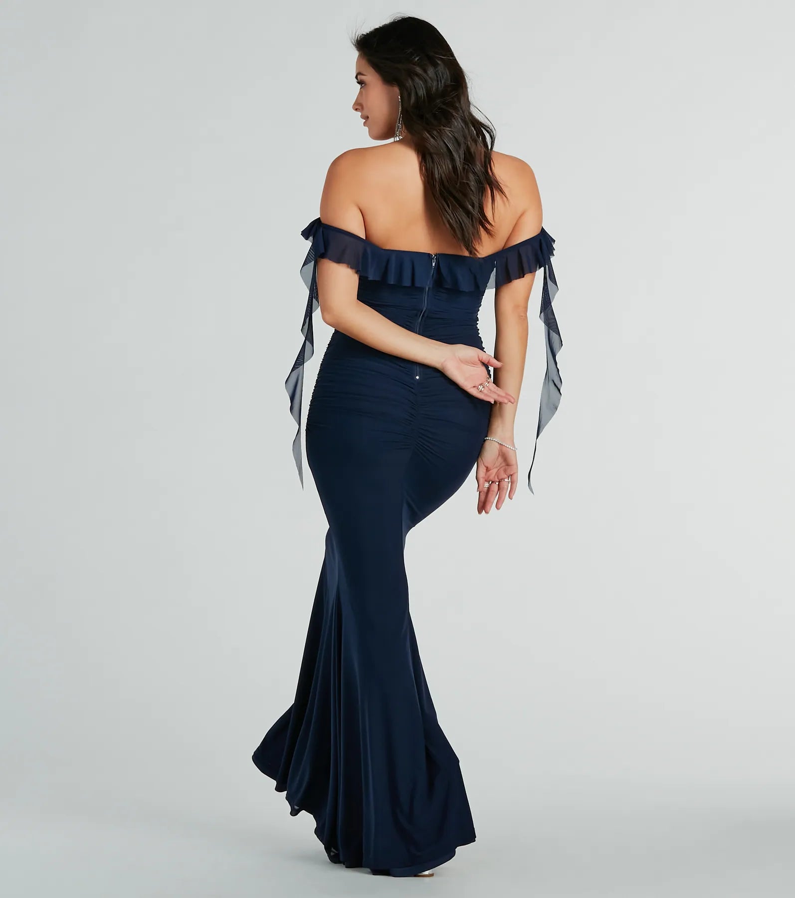 Premium Deyna Off-The-Shoulder Mermaid Gown