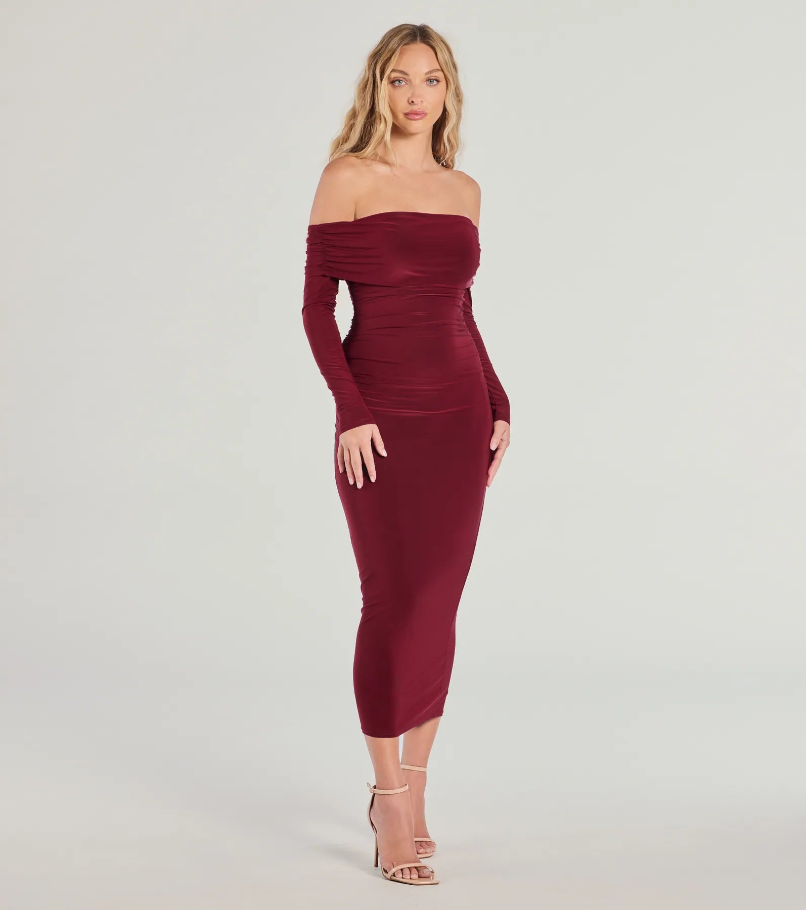 Premium Casual Affair Long Sleeve Ruched Midi Dress - Ultimate Chic Style