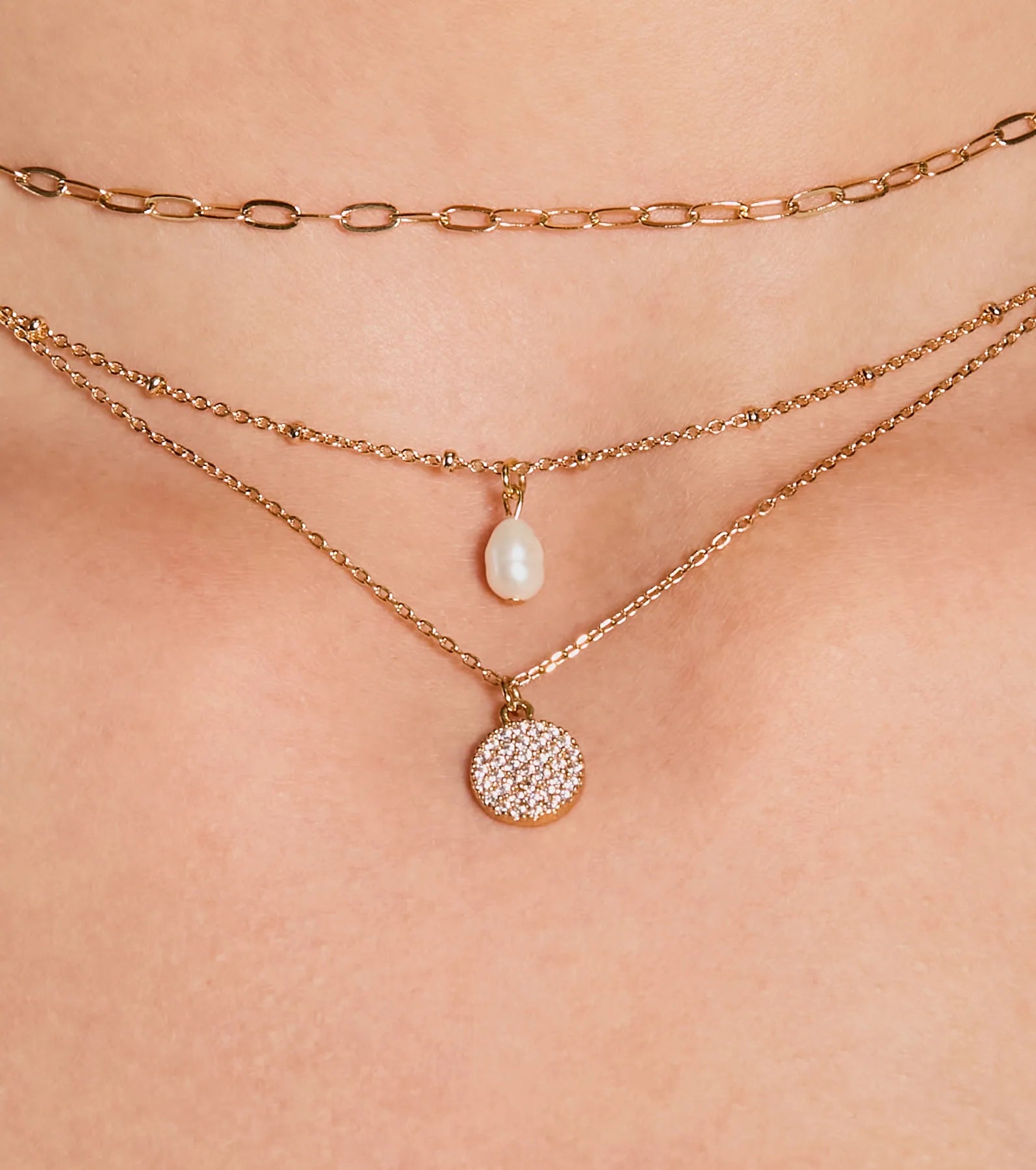 Ultimate Glam Layered Faux Pearl Necklace - Your Moment to Shine