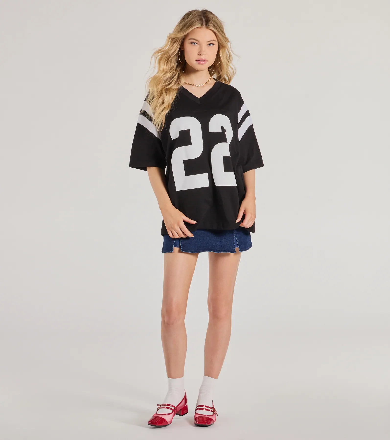 Premium Oversized '22 Graphic Tee - Ultimate Game Day Style